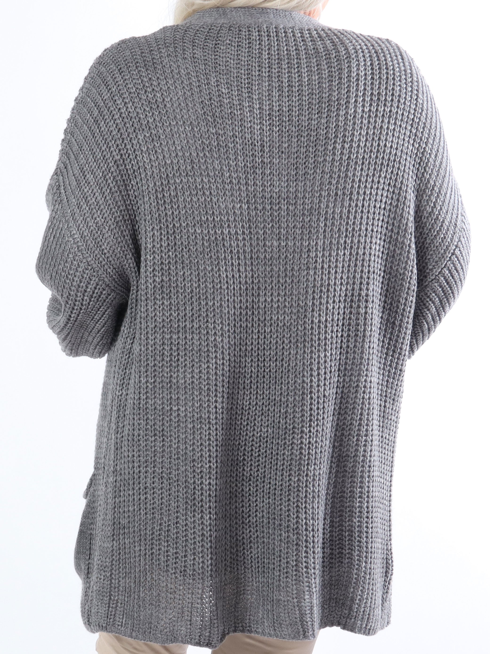 Sally Short - Söt stickad plus size kofta med ballongärmar