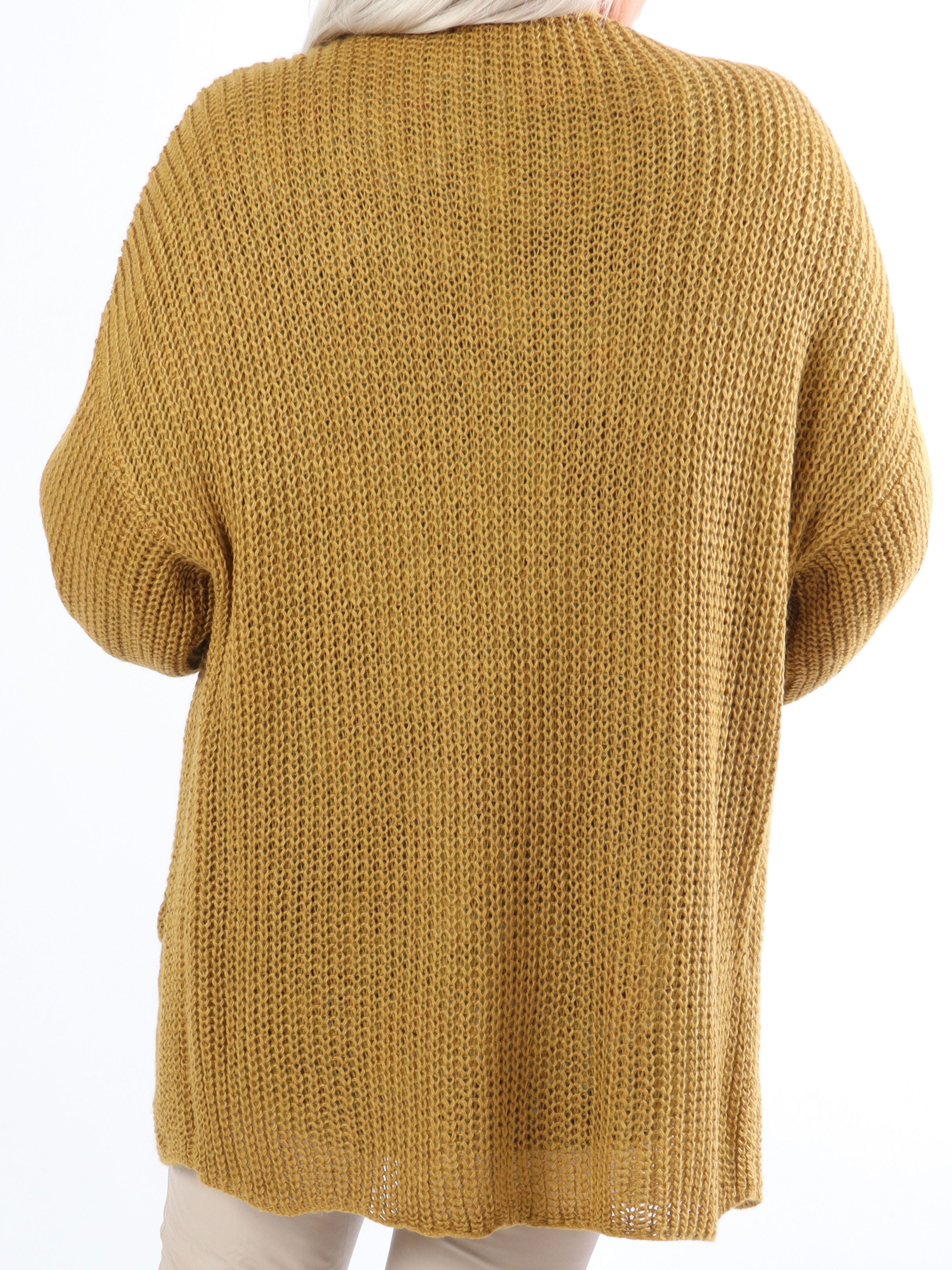 Sally Short - Söt stickad plus size kofta med ballongärmar