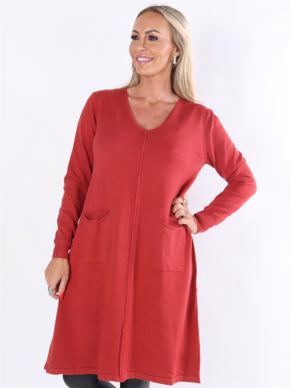 Sascha - Lång mjuk stickad klänning med fickor