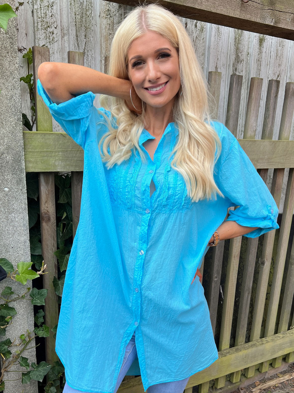 Sebina - Skjortklänning med broderi på bröstet