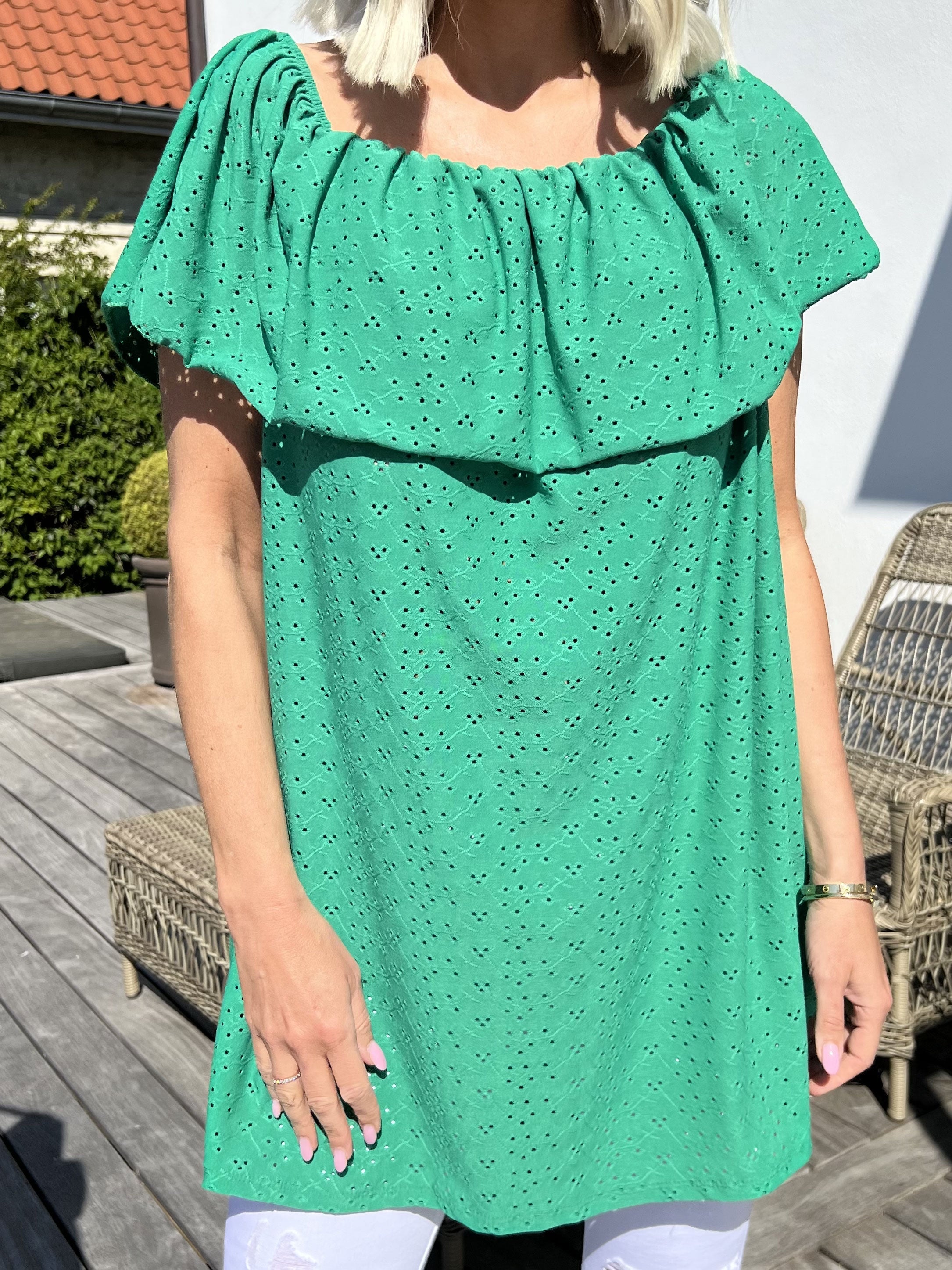 Sienna - Söt tunika med resår och broderi anglaise - White