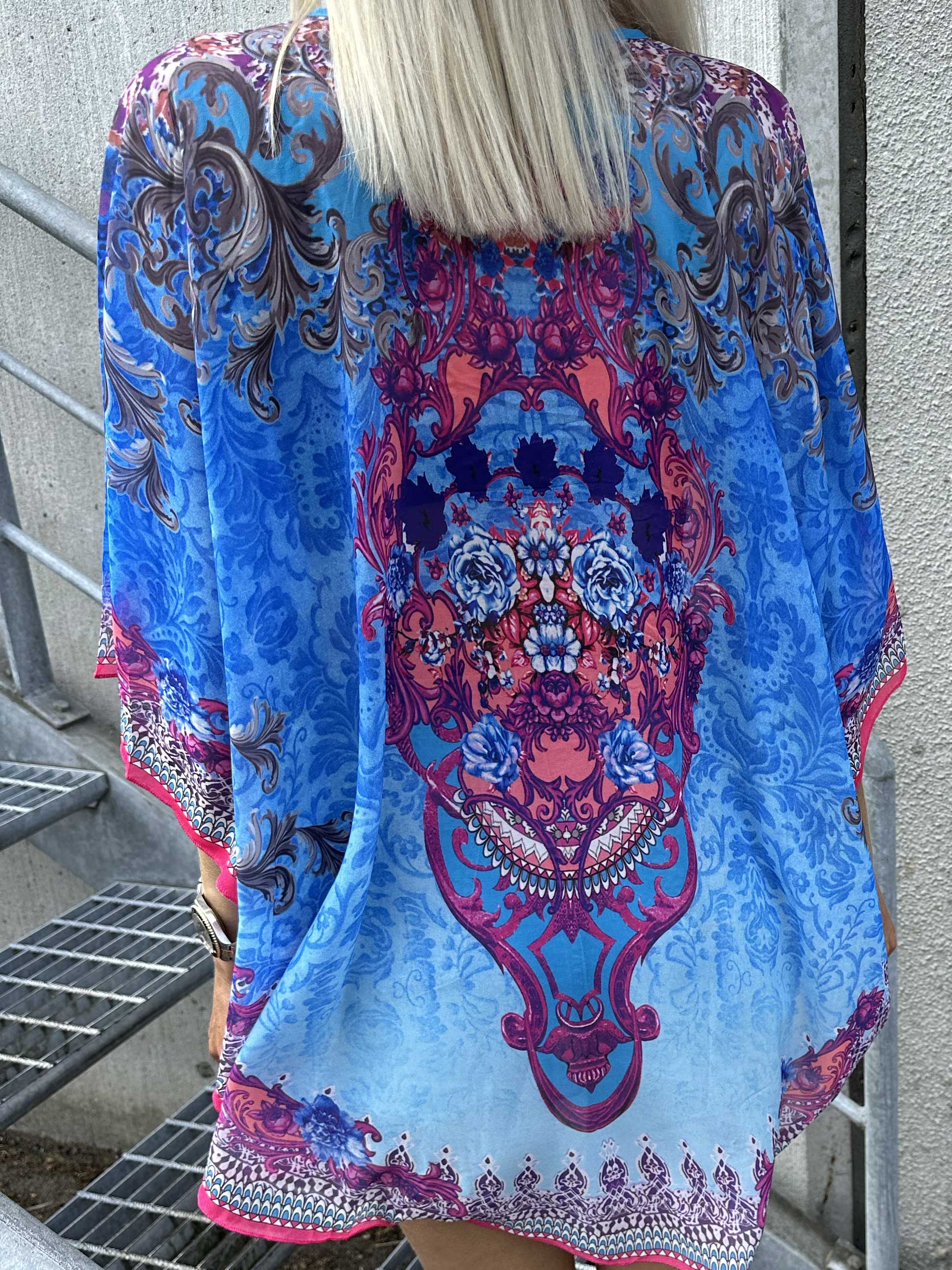 Sigga - Mönstrad halvtransparent tunika med mockabård - Blue