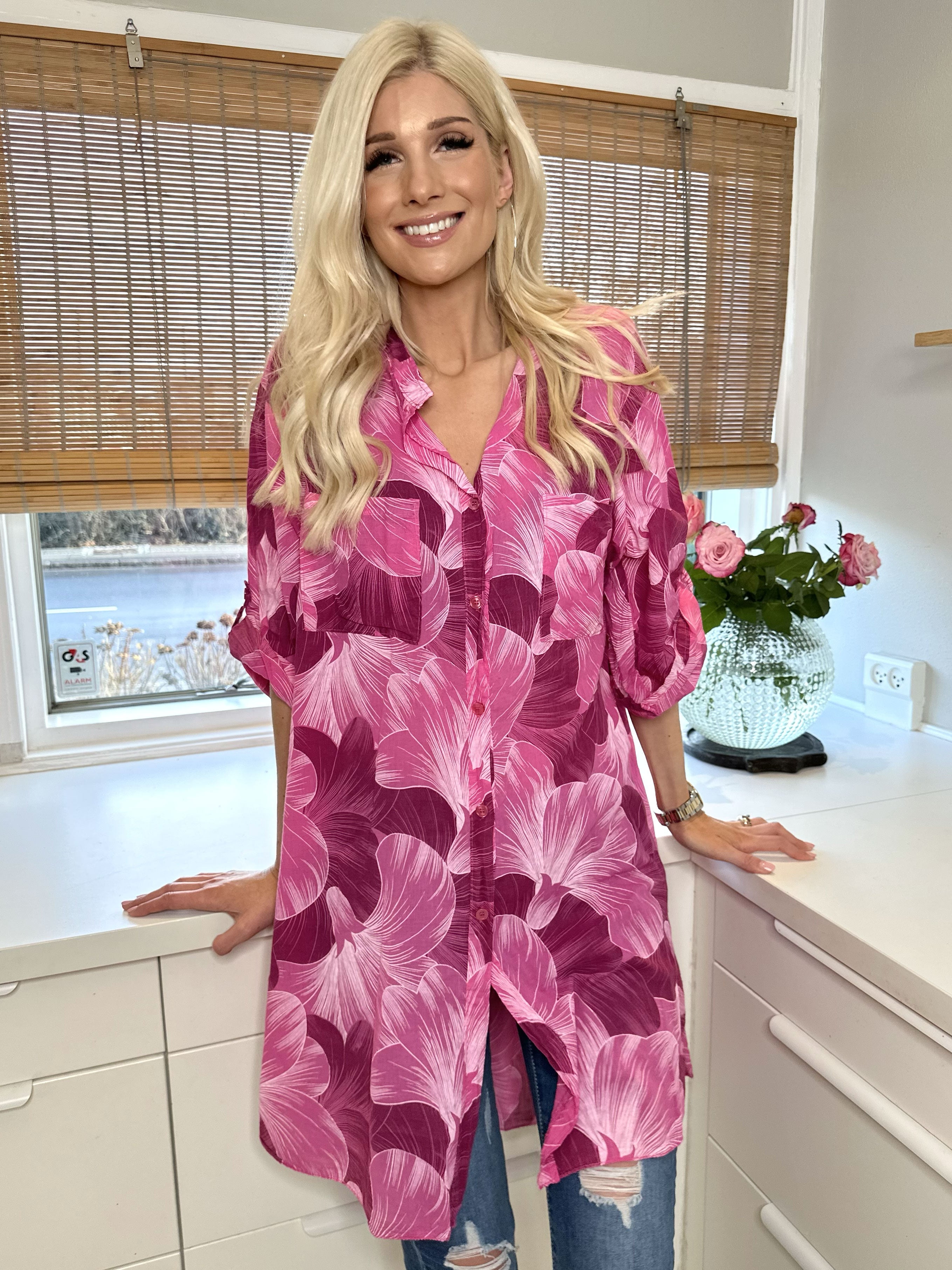 Silvana - Ljus mönstrad skjorta