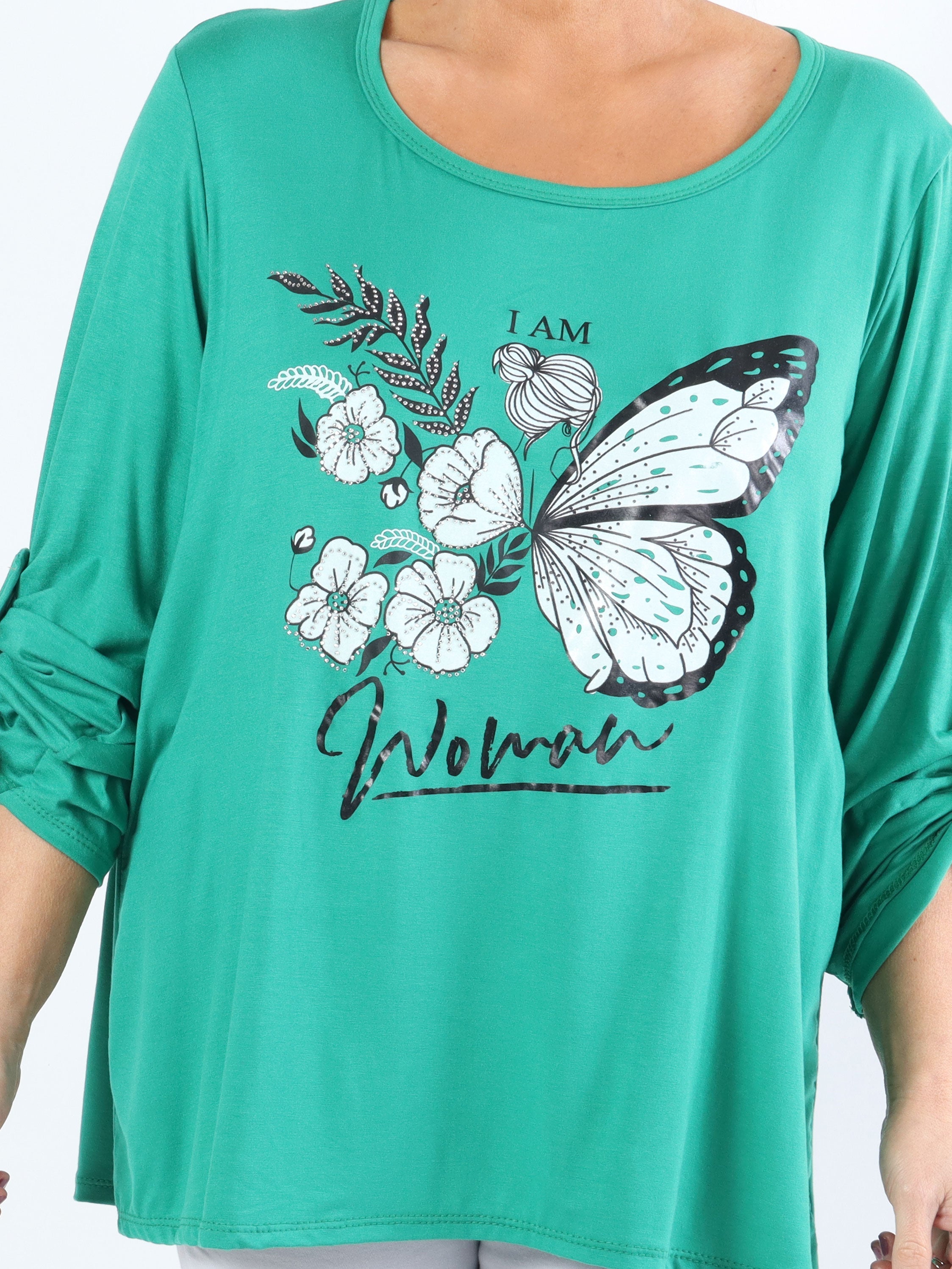 Sisse - Mjuk elastisk plus size blus med motiv och imiterad kant