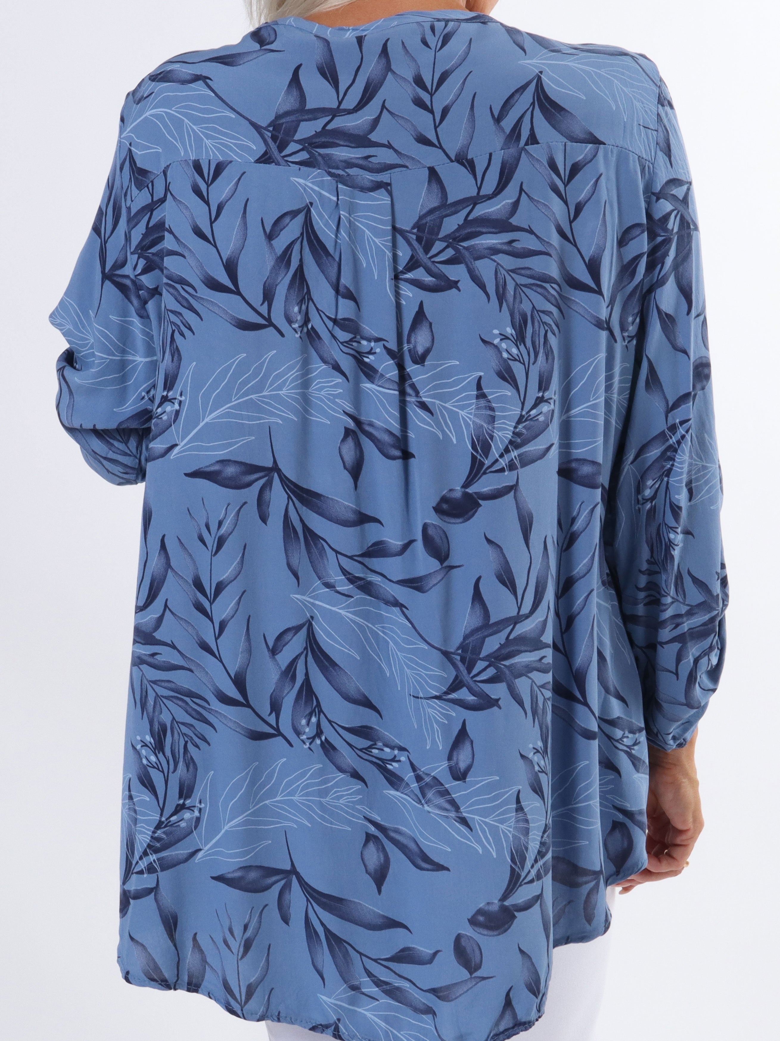 Sne - Fin bomullsskjorta i plus size med bladmotiv