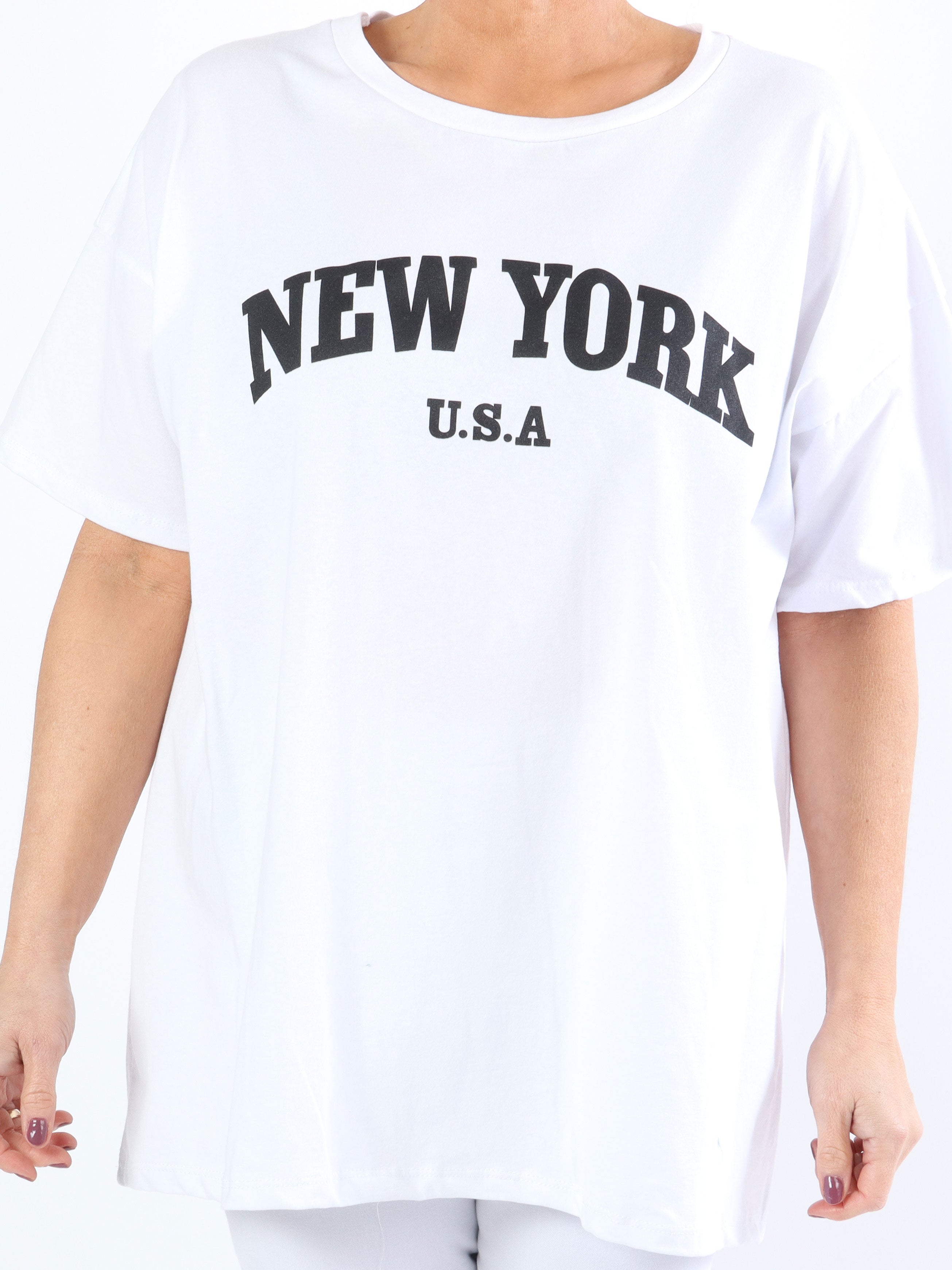 Sofia - Enkel plus size t-shirt med text på bröstet