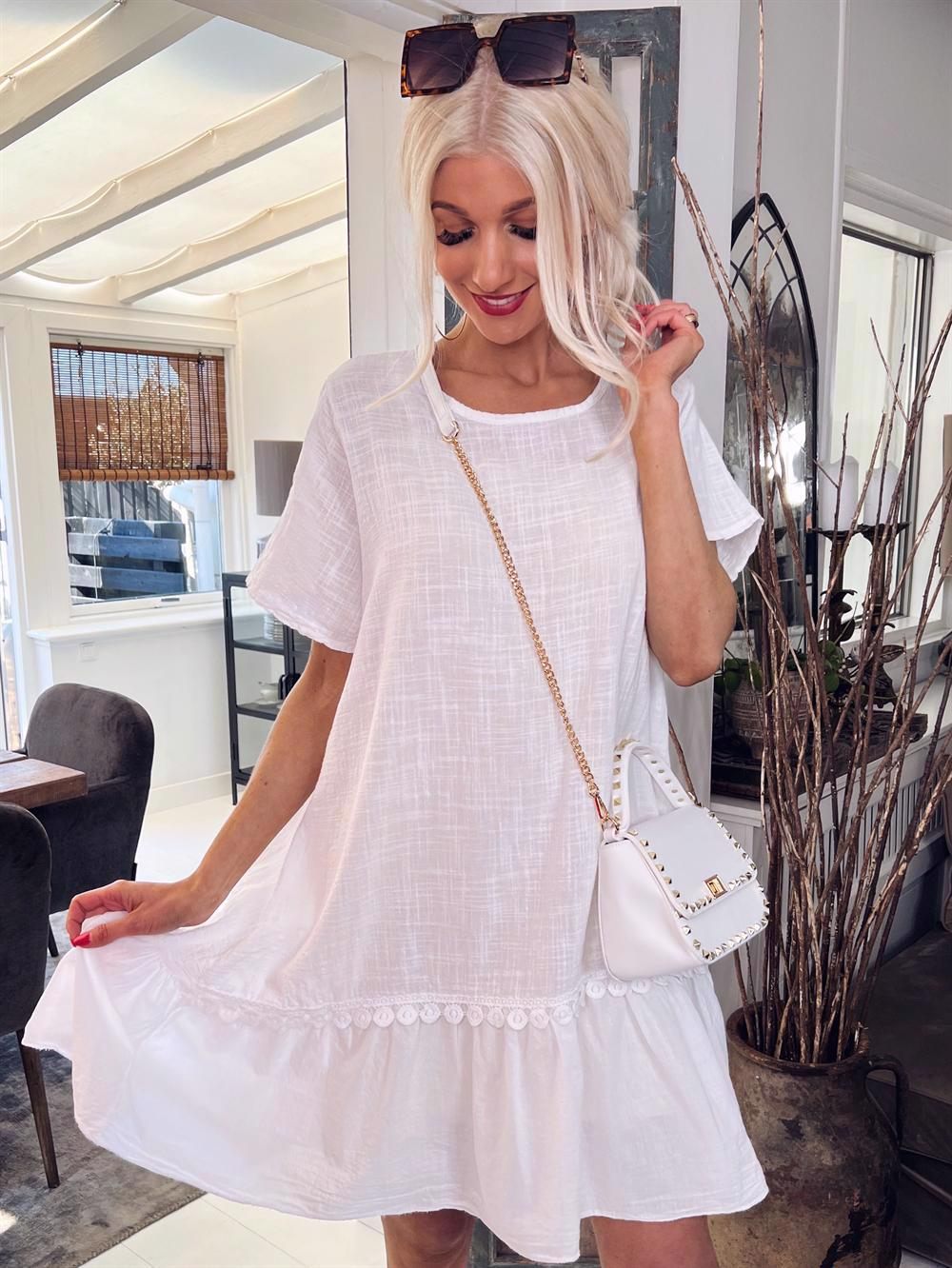 Stacia - Klänning i linne-liknande tyg