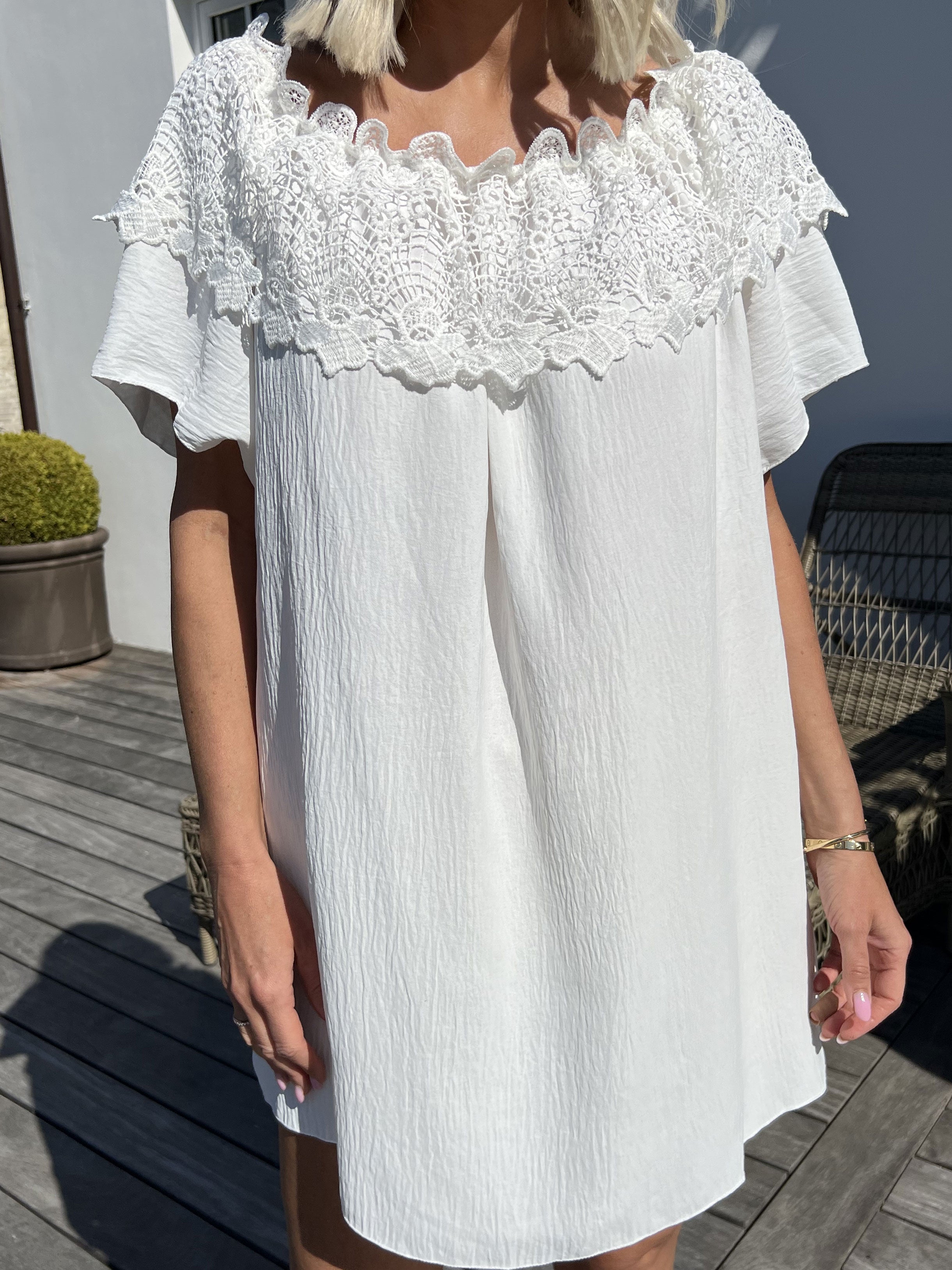 Sydney - Söt tunika utan axlar med broderier