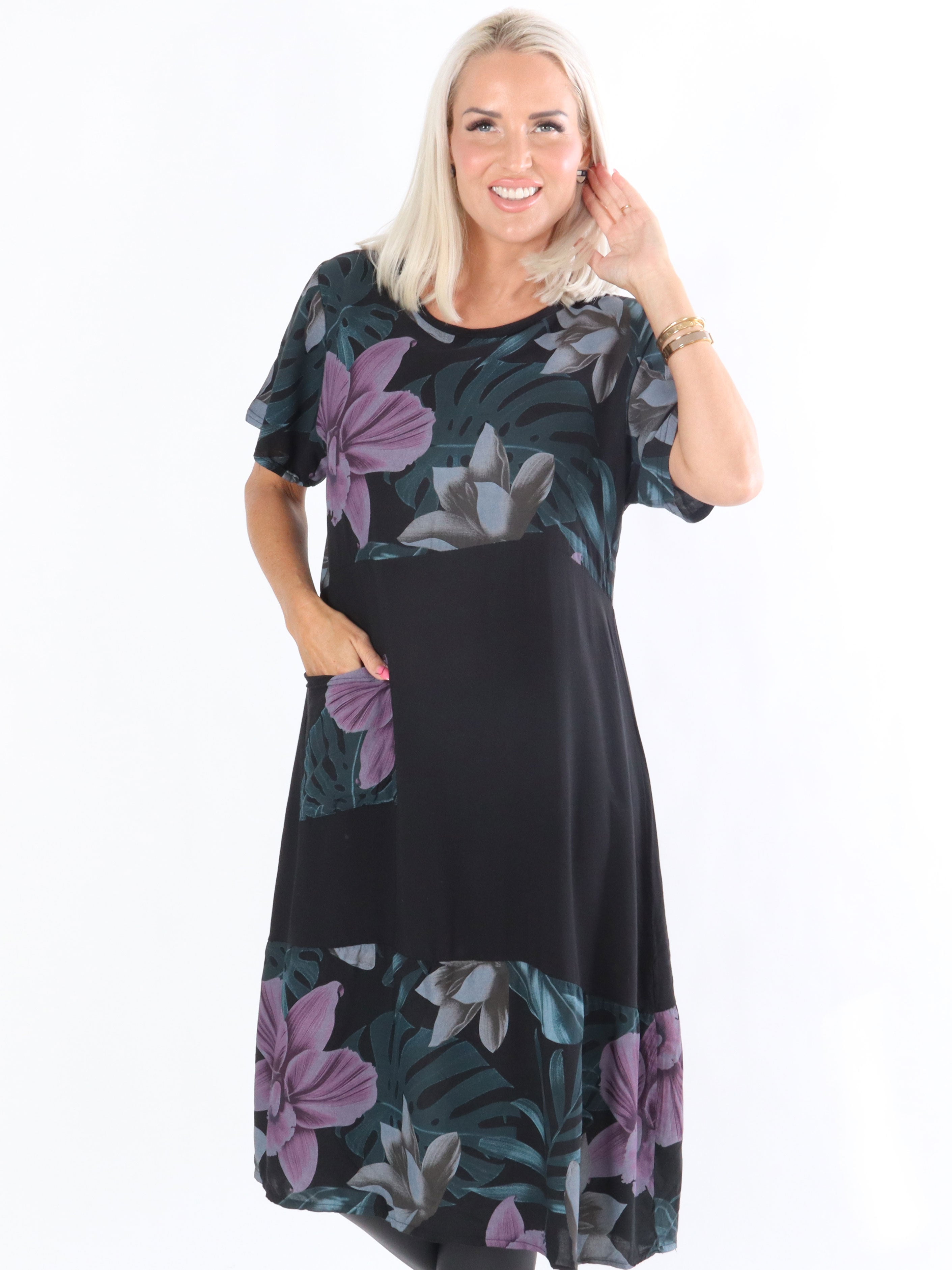 Taimi - Klänning med blommönster och ficka