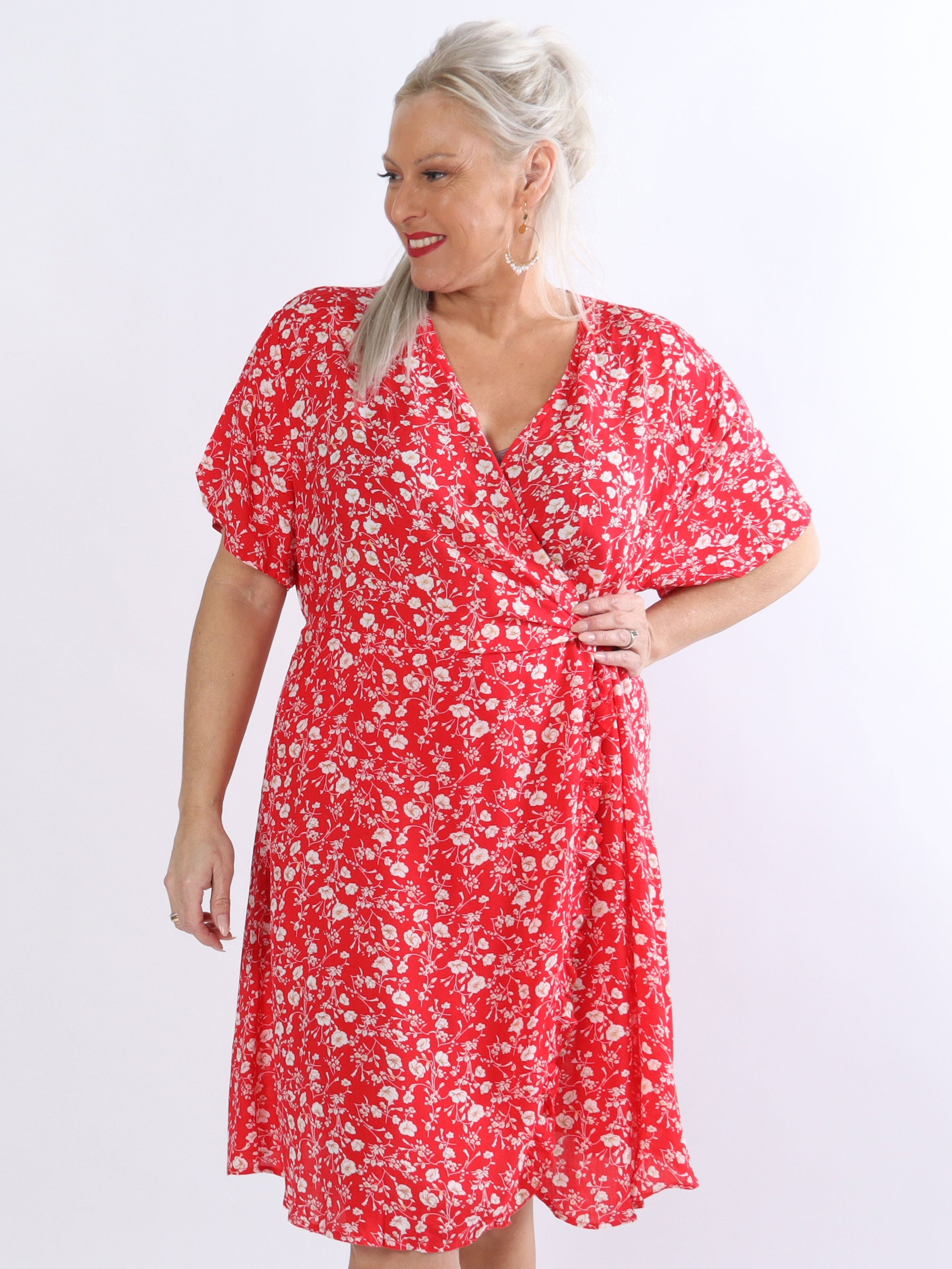 Tehani - Klänning med blommönster