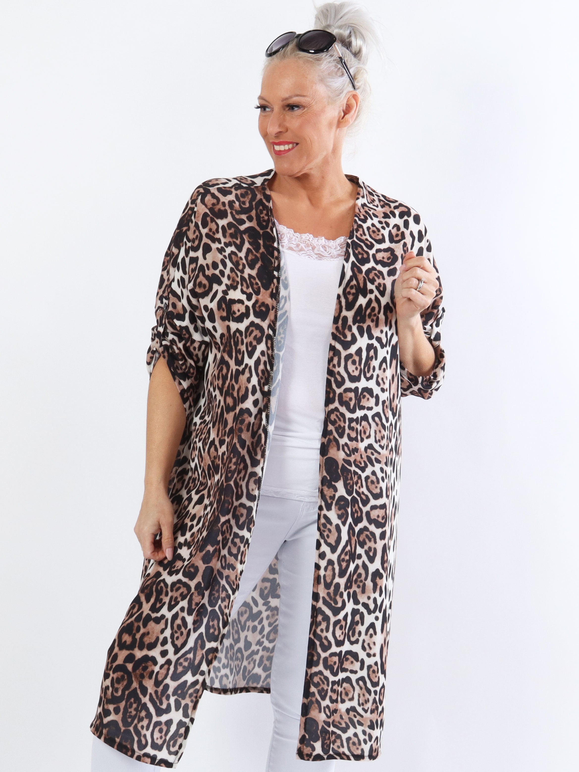 Vanesa Animal Kimono - Söt kimono i stora storlekar med djurtryck - Leo