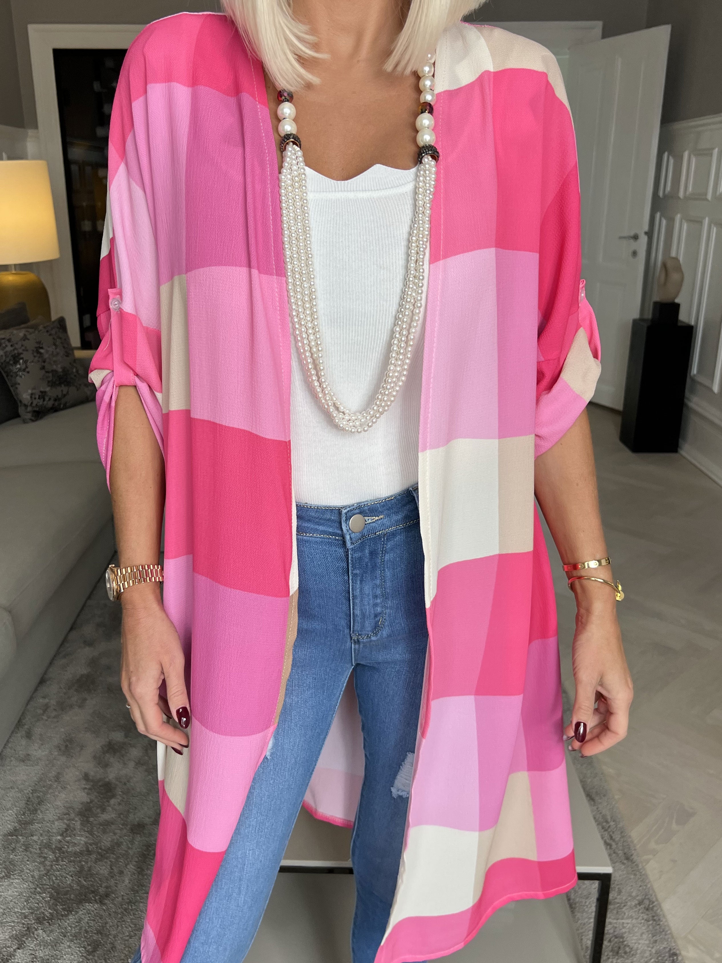 Vanesa Kimono - Söt kimono i viskos med rutor