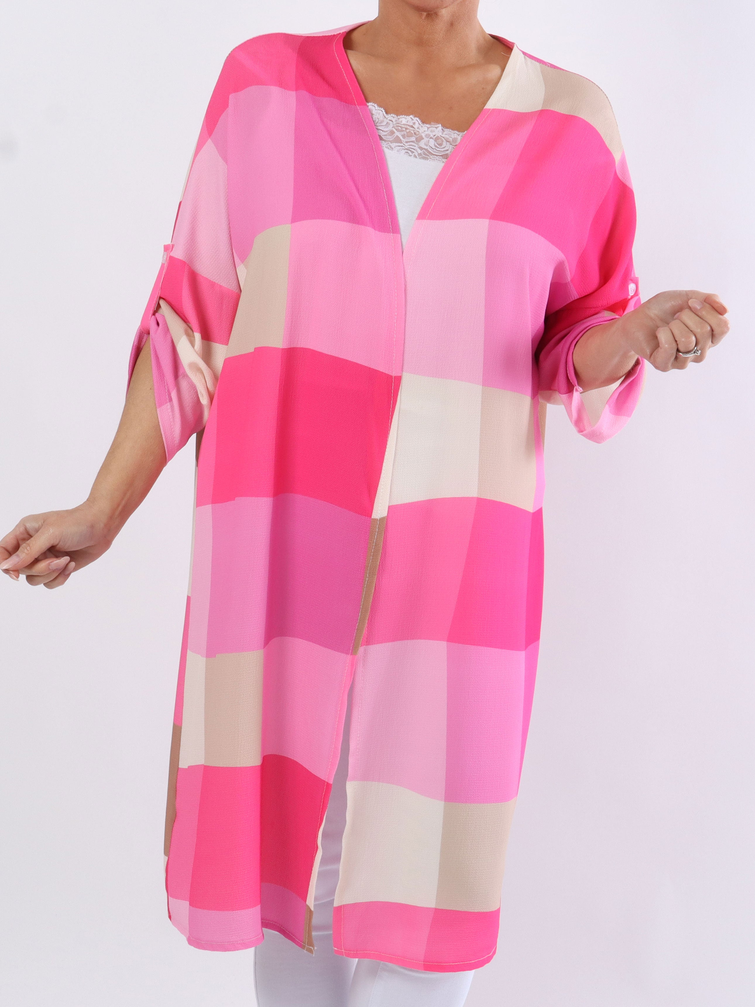 Vanesa Kimono - Söt plus size kimono i viskos med rutor