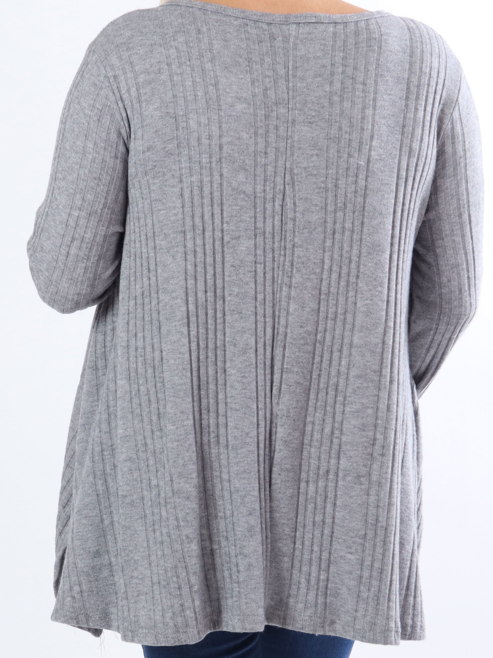 Ventura - Härligt mjuk plus size stickad blus