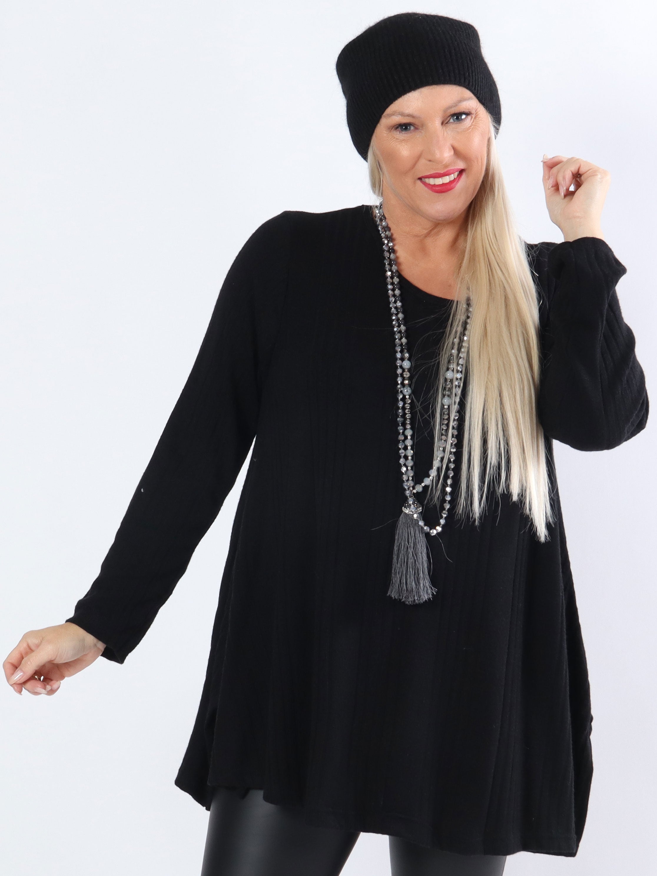 Ventura - Härligt mjuk plus size stickad blus