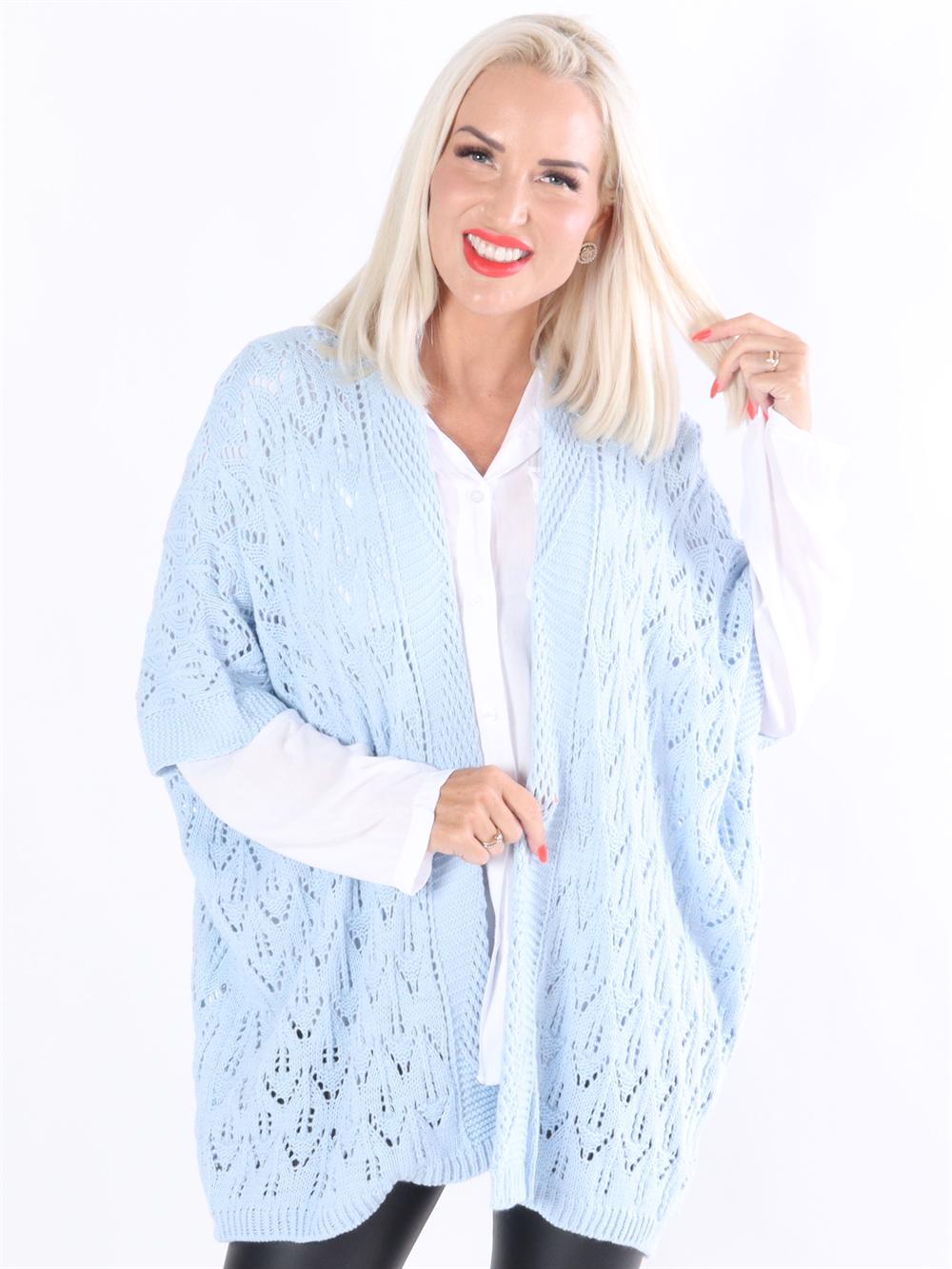 Violetta - Stickad kofta med hålmönster och korta ärmar