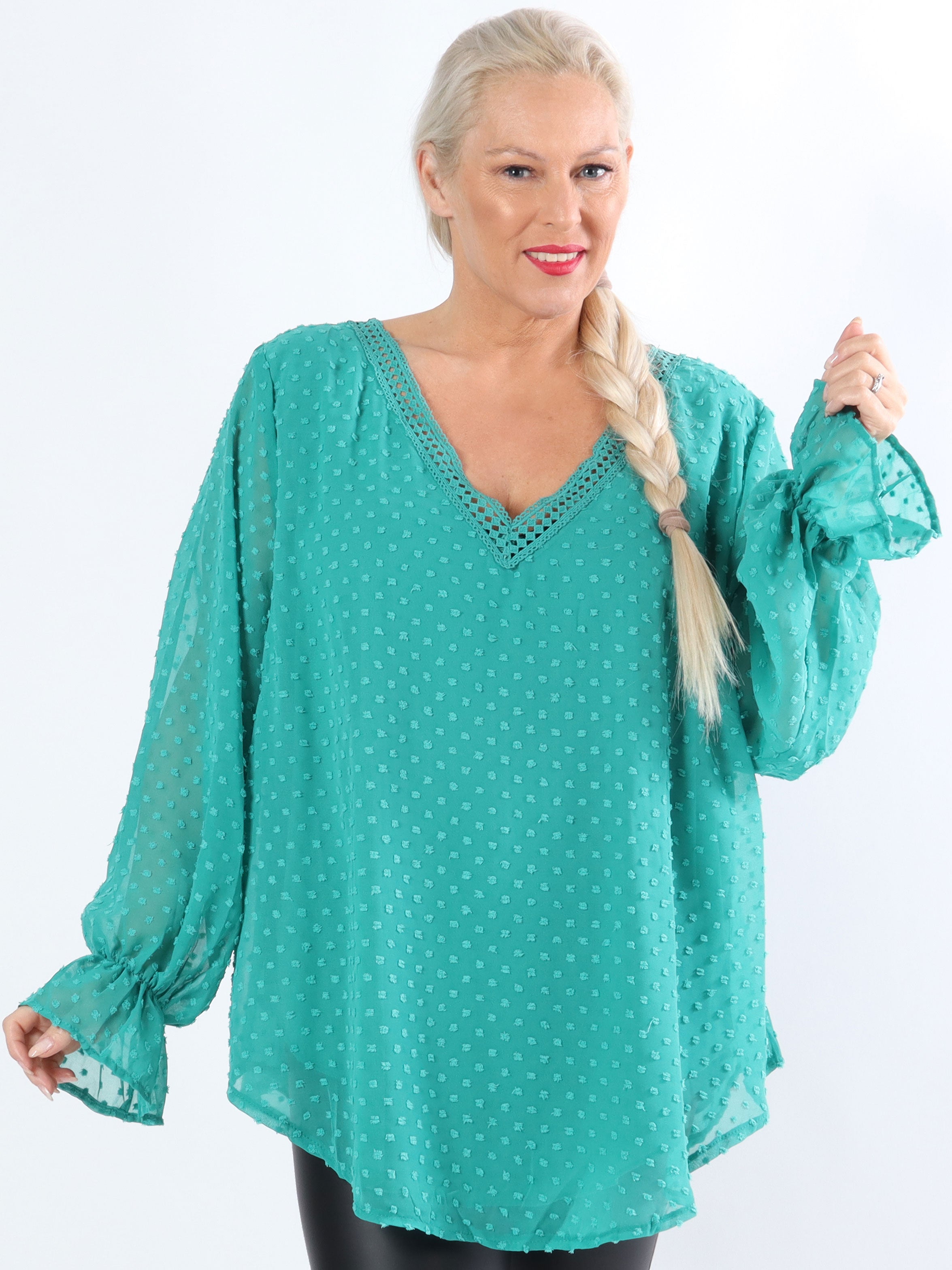 Vittoria - Söt tunika med broderier och prickigt tyg