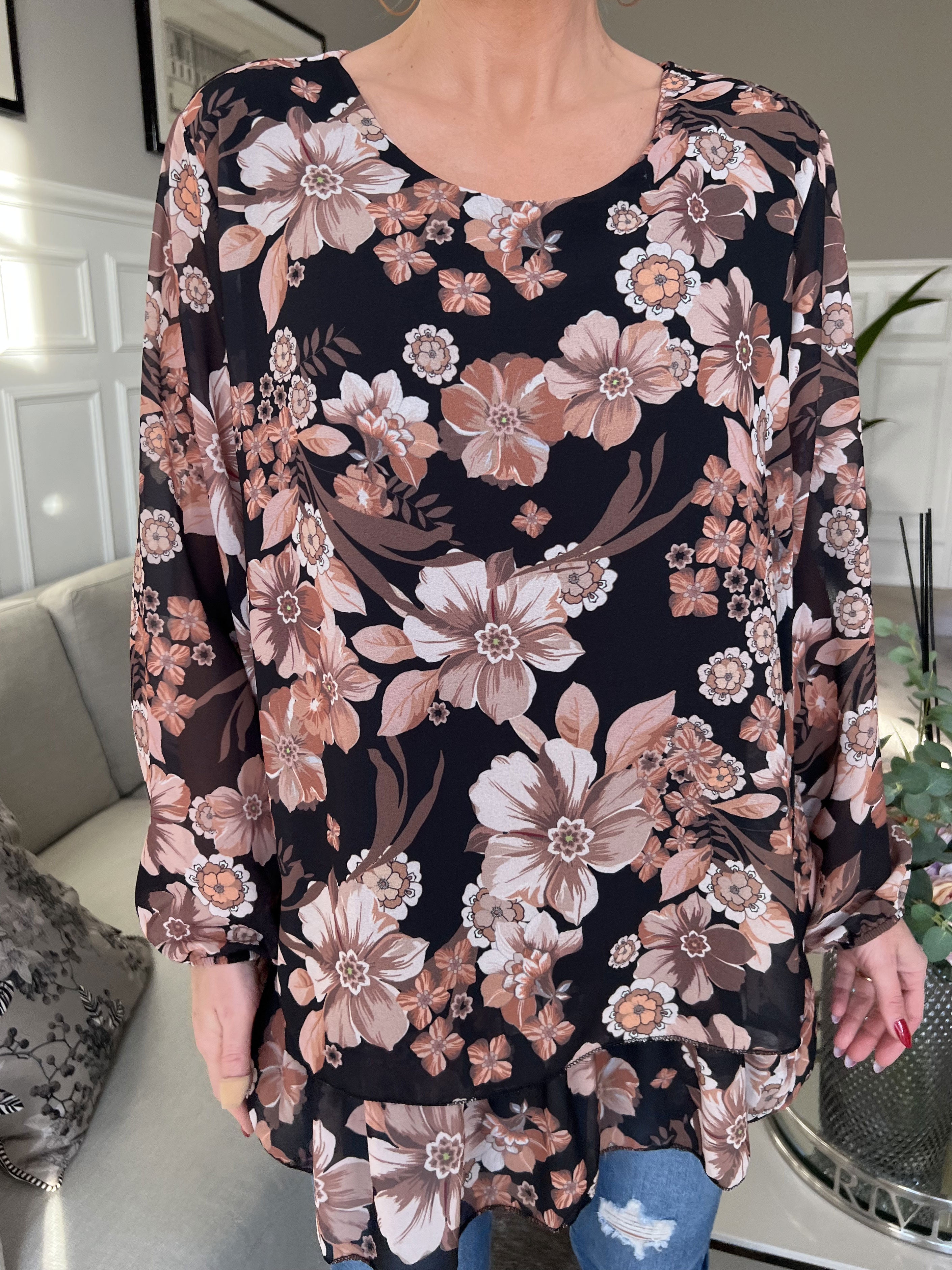 Wicky - Söt tunika i chiffong med blommiga motiv - Beige