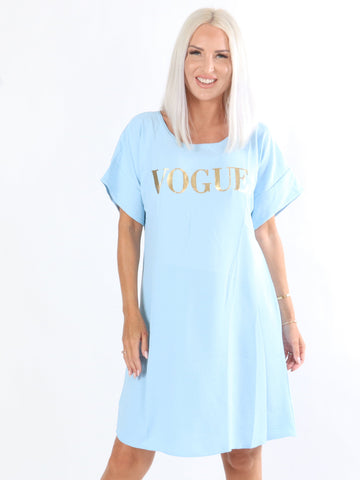Yulian - Armégrön lång t-shirt klänning med guldskrift