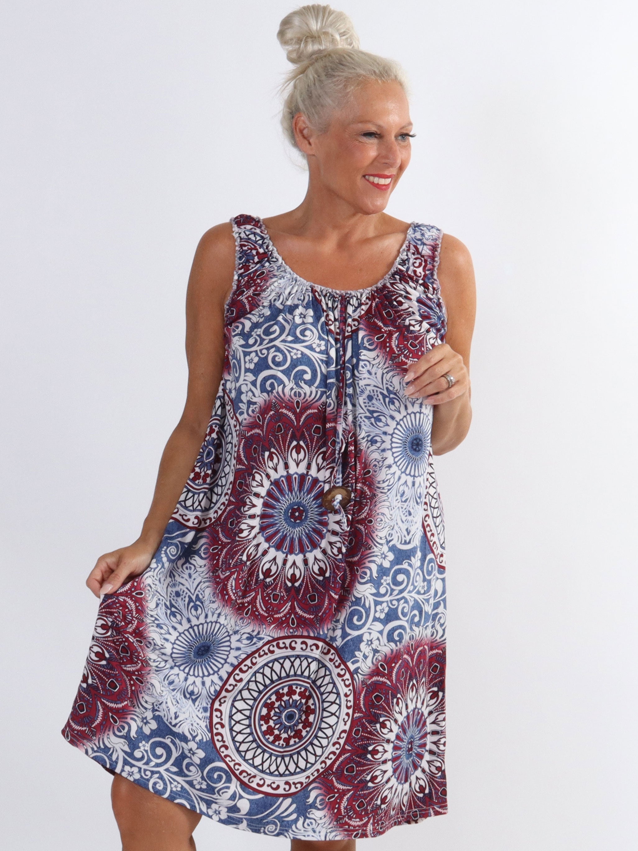 Zion - Mönstrad klänning i stretchmaterial för stora storlekar