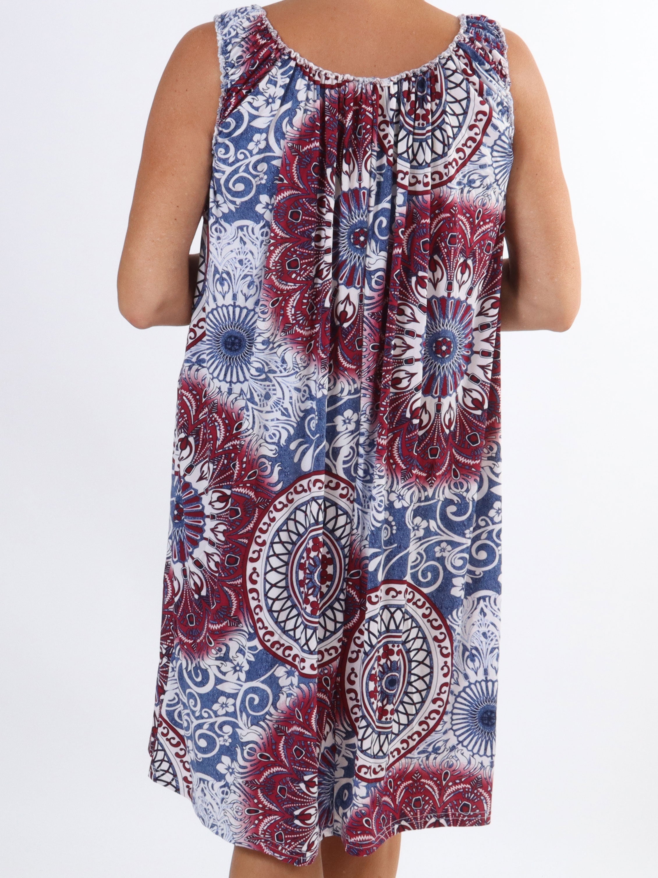 Zion - Mönstrad klänning i stretchmaterial för stora storlekar