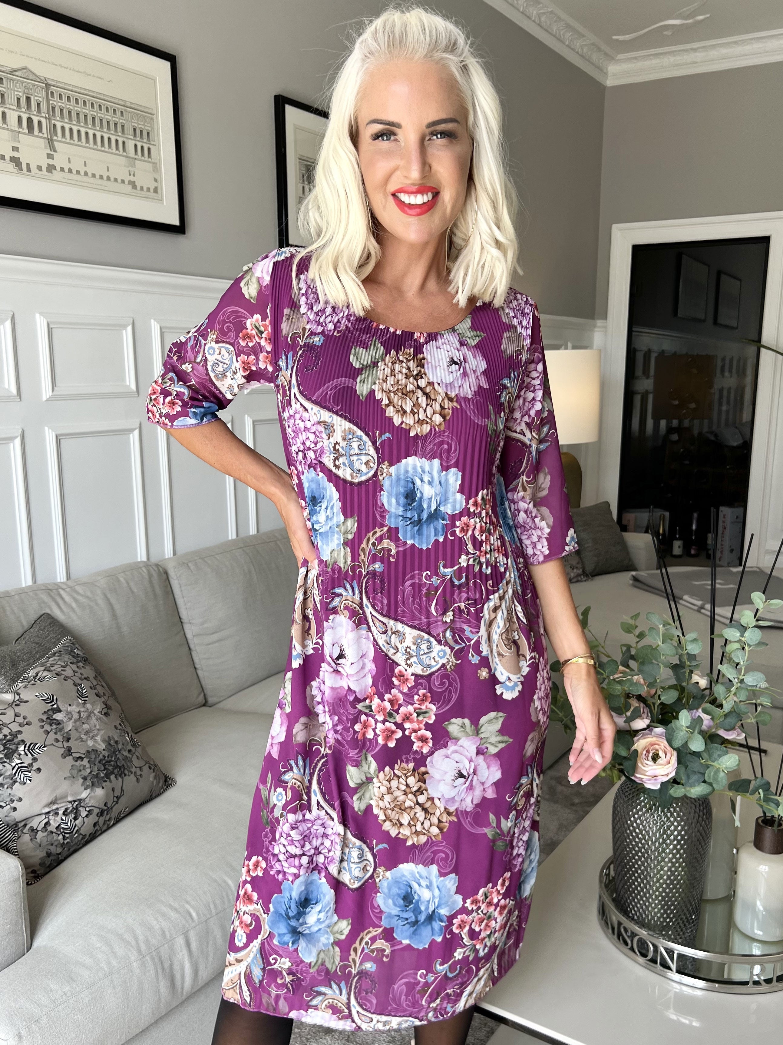 Zion Flower - Plisserad klänning med blommönster