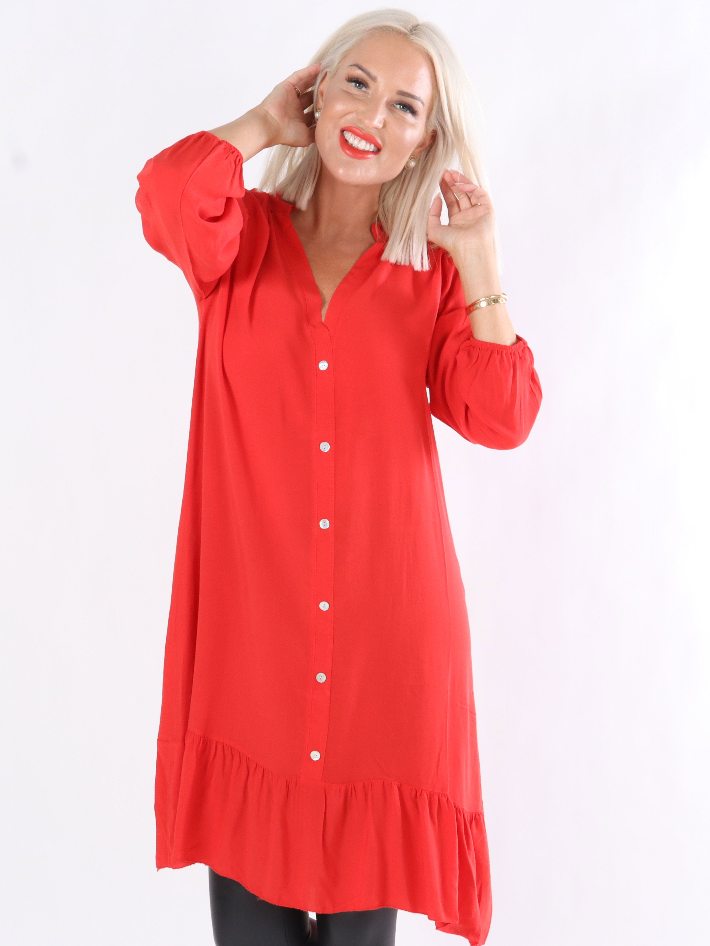 Zoe - Armégrön skjortklänning i lätt tyg med volangkant