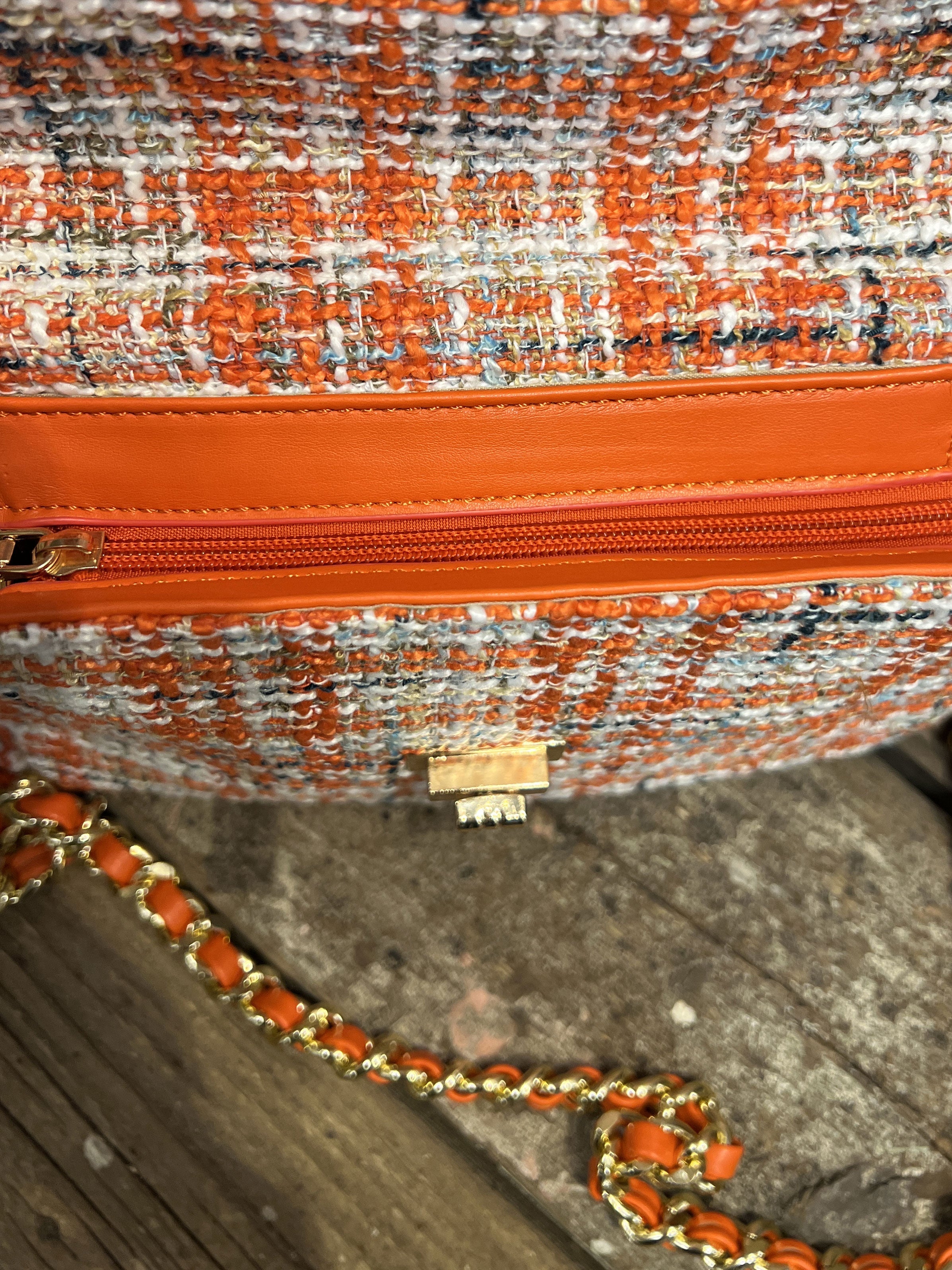 Zoe - Fet rutig väska med kedja