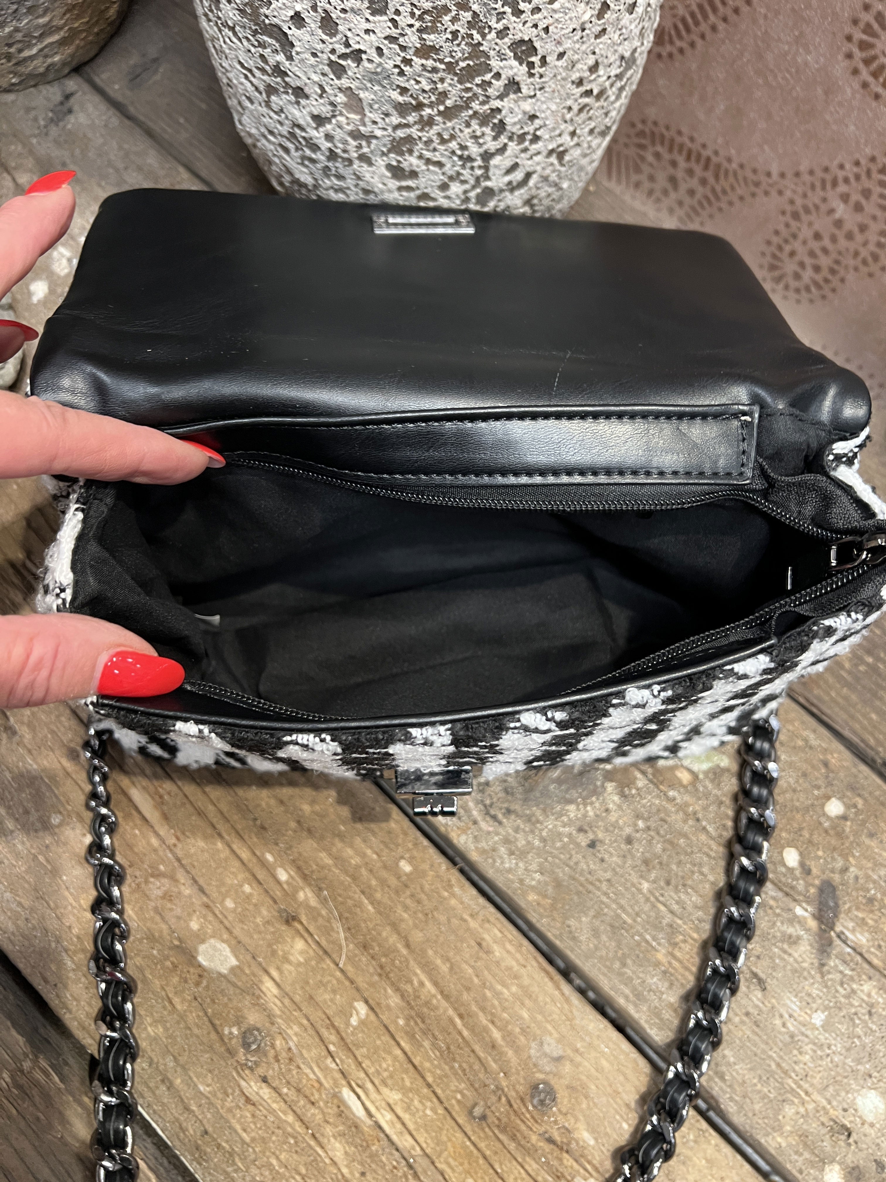 Zoe - Fet rutig väska med kedja