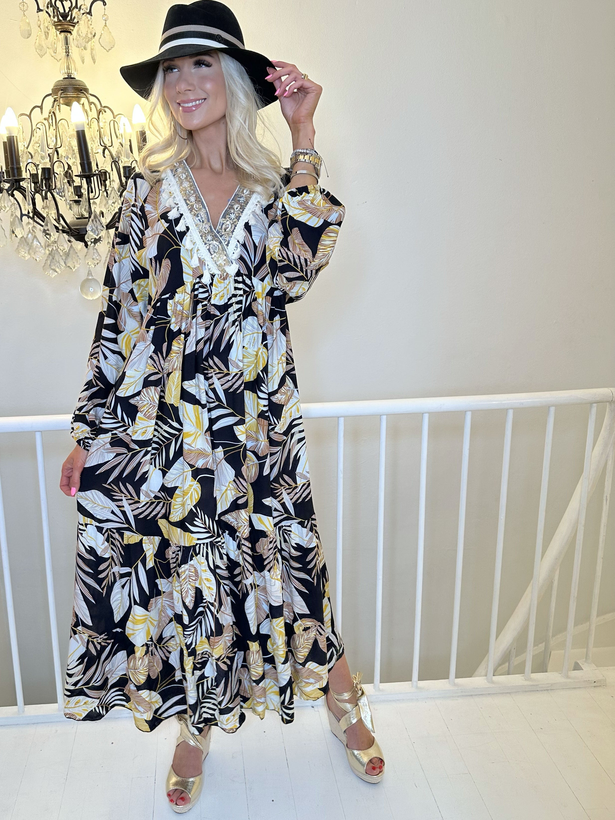 Adelaida Leaf - Tunikaklänning med snäckor och fransar