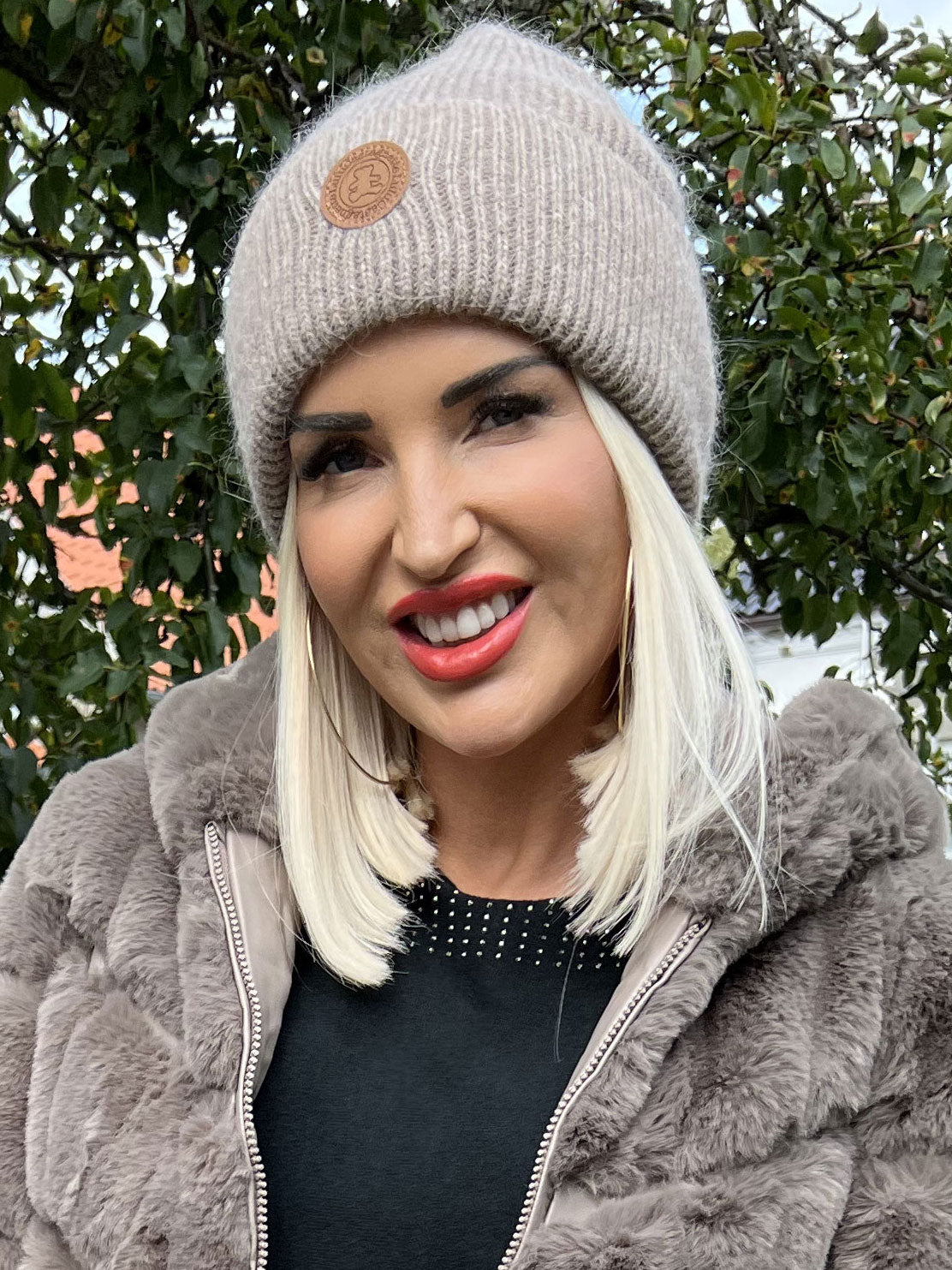 Aliyan - Mjuk mössa i angoraull - Taupe