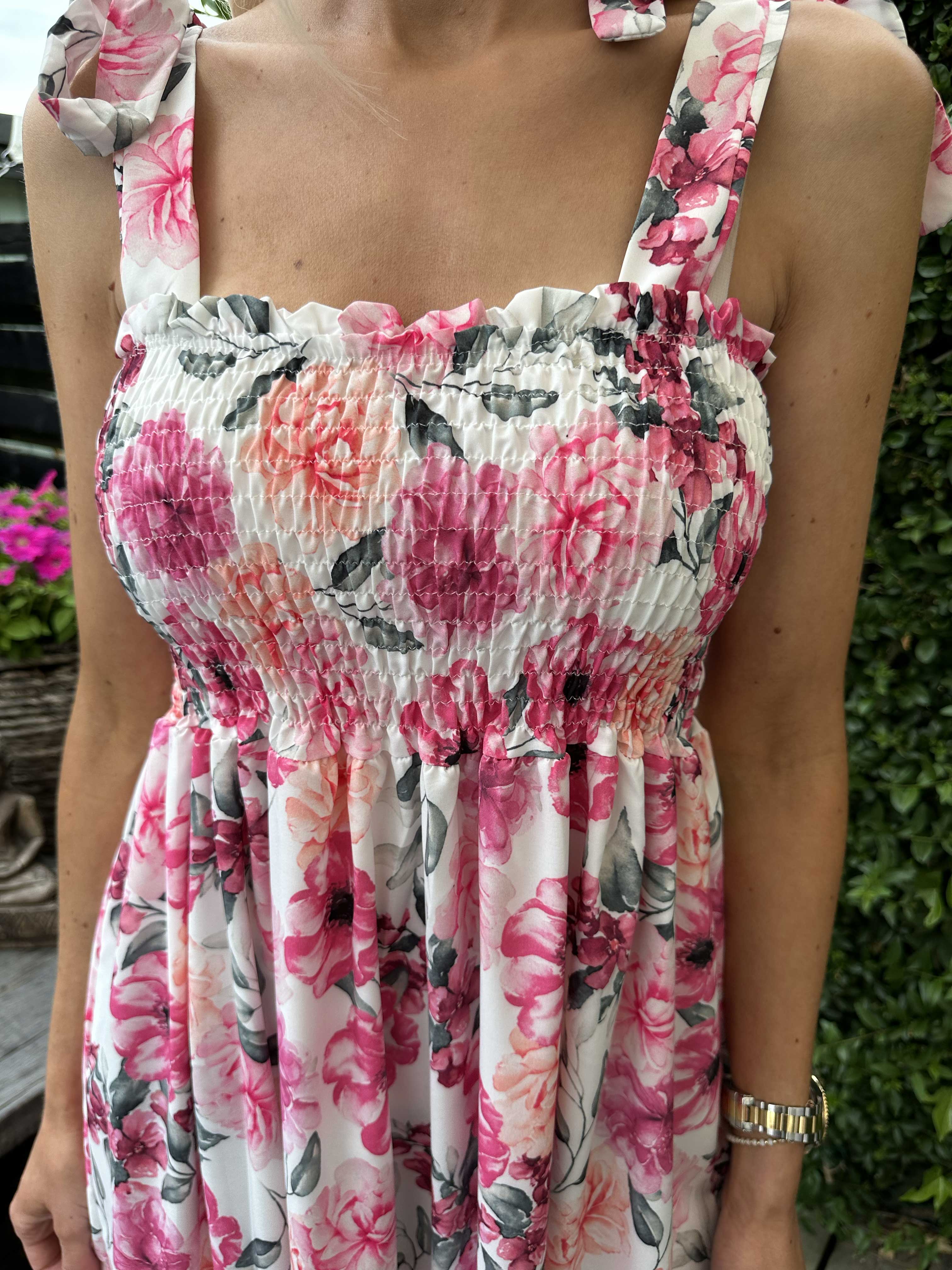 Ametrin - Klänning med rosettband och smock