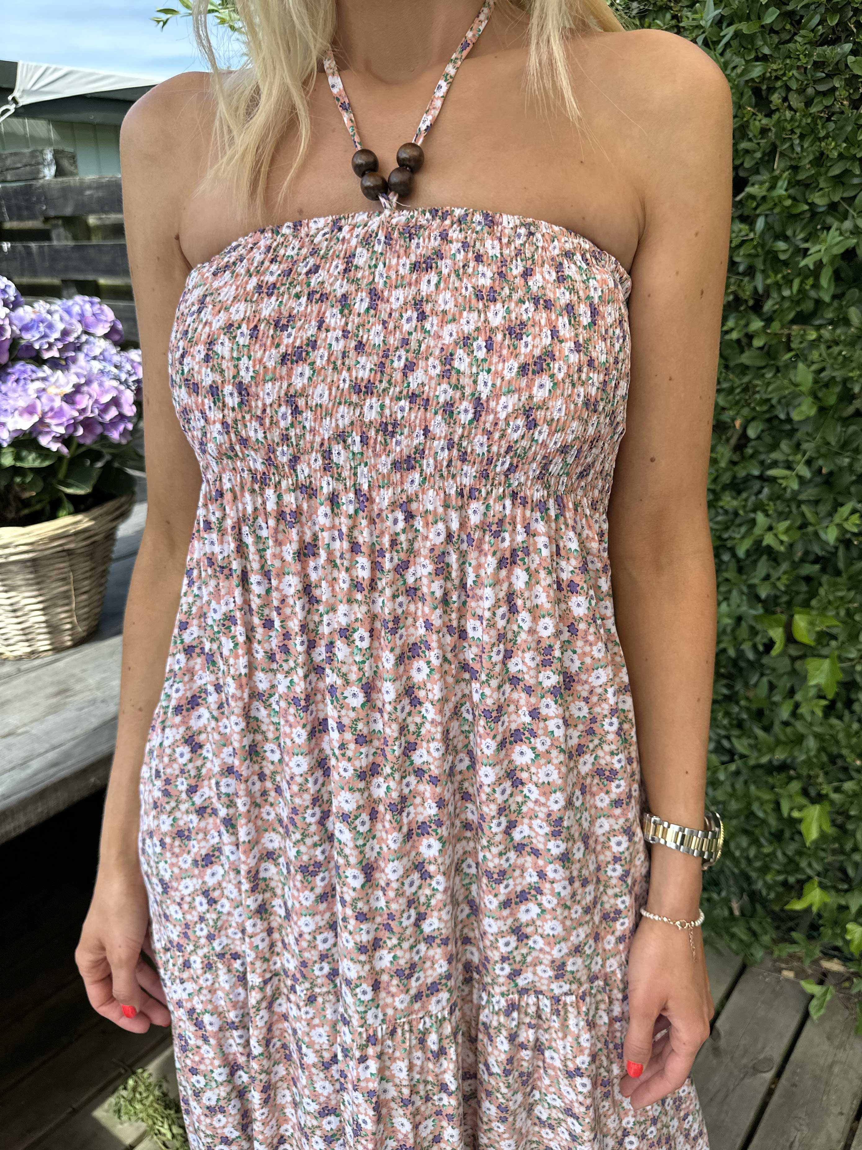 Amina - Lång sommarklänning med smockad byst