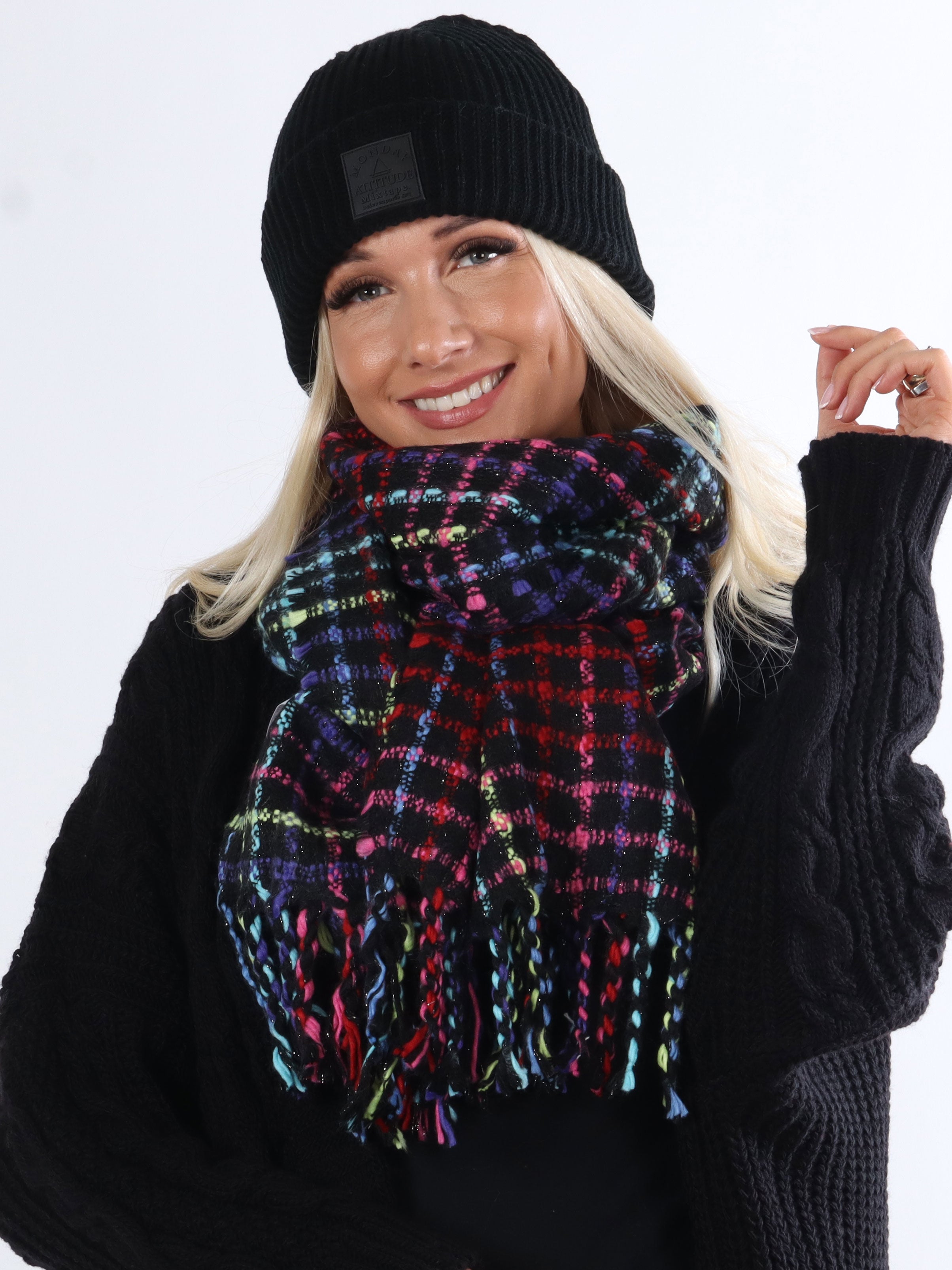 Angelika - Mjuk stickad halsduk med färger - Multi