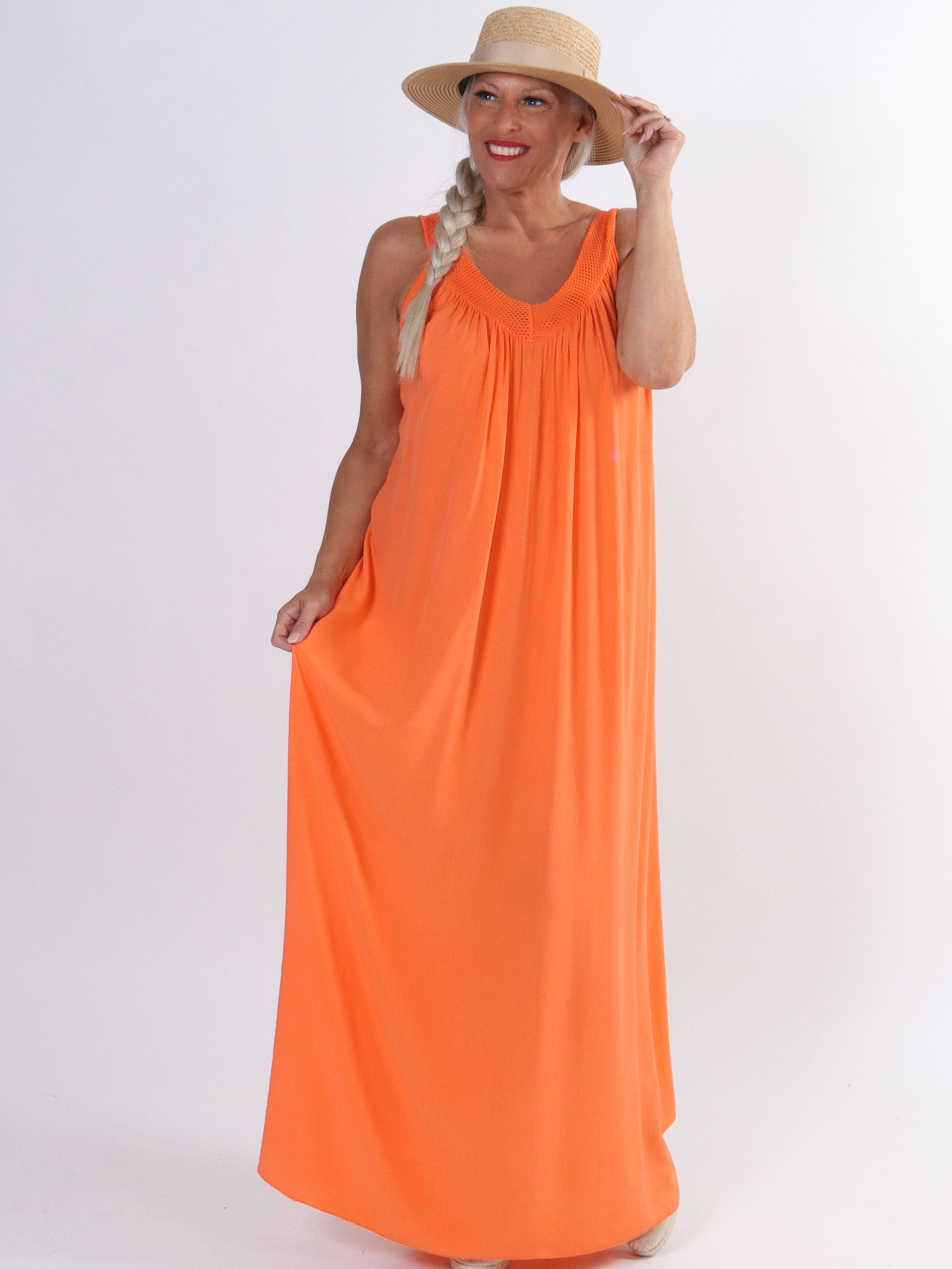 Arizona - Lång sommarklänning i plusstorlek med breda axelband - Orange