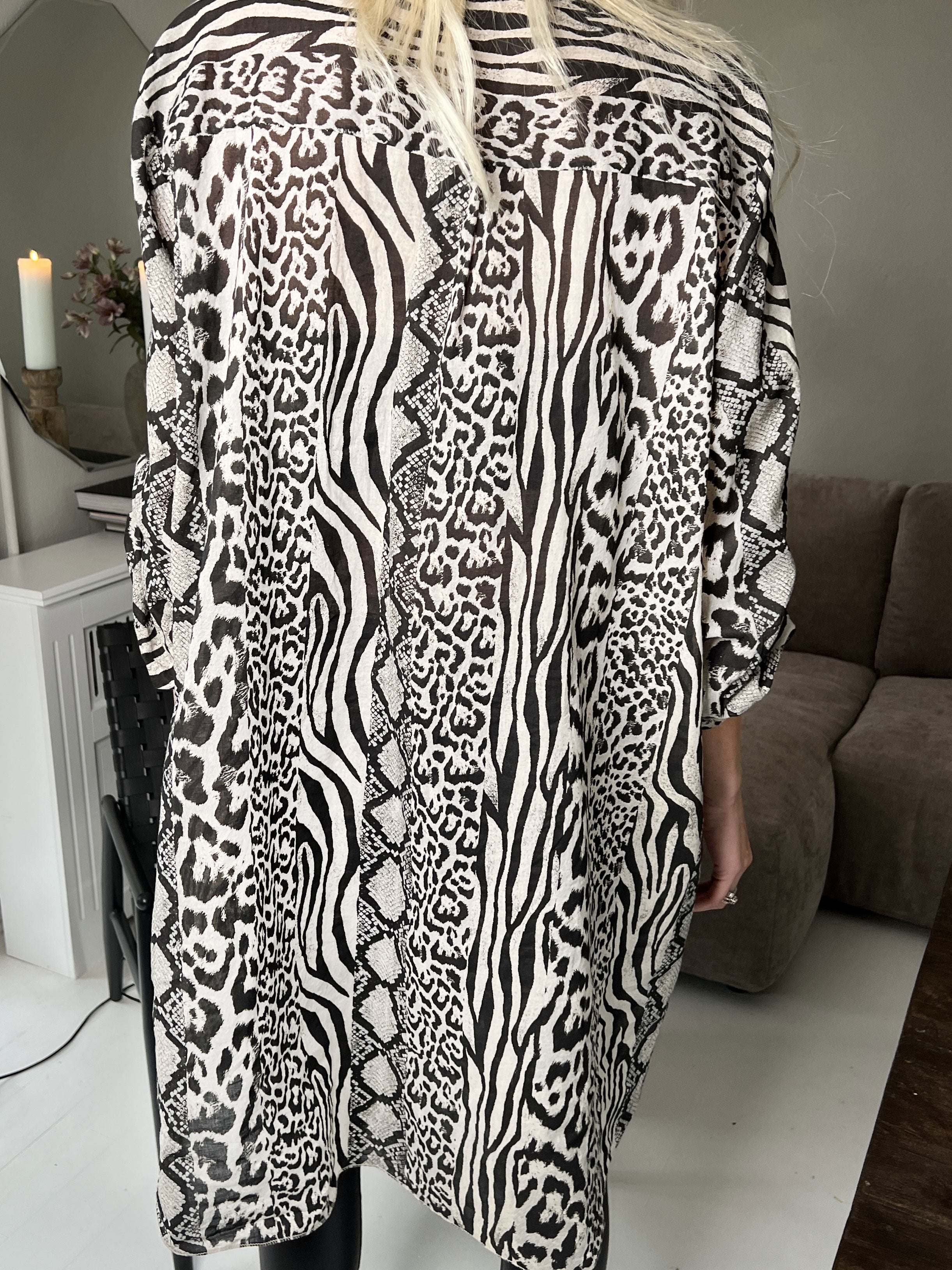 Berna Animal - Skjorta i blandat djurtryck med fickor