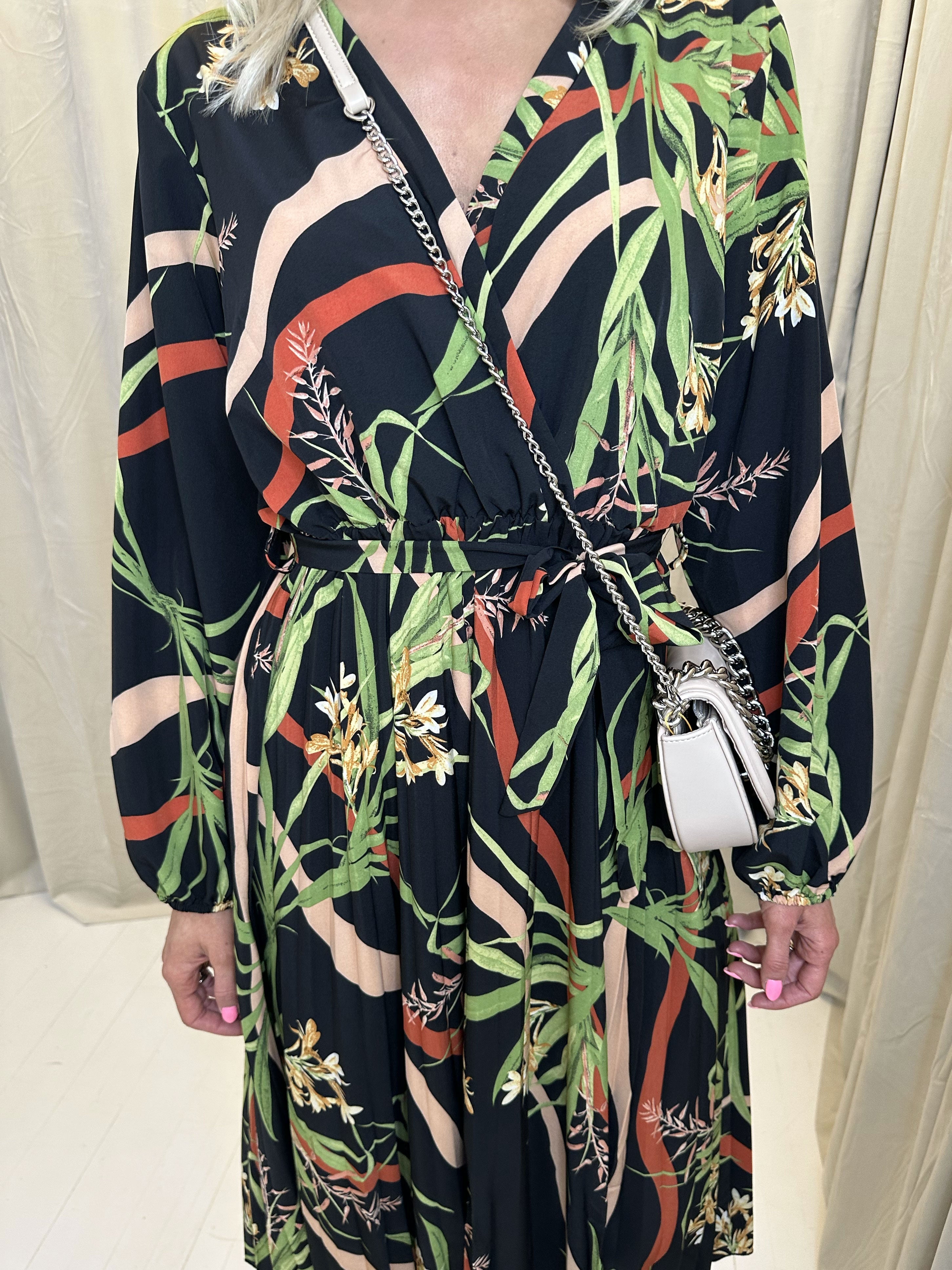 Blanca Nature - Söt sommarklänning med plisserad kjol