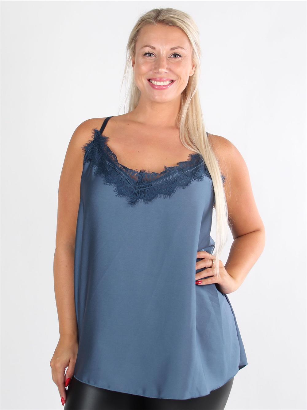 Carmita - Axelbandslös topp med spets