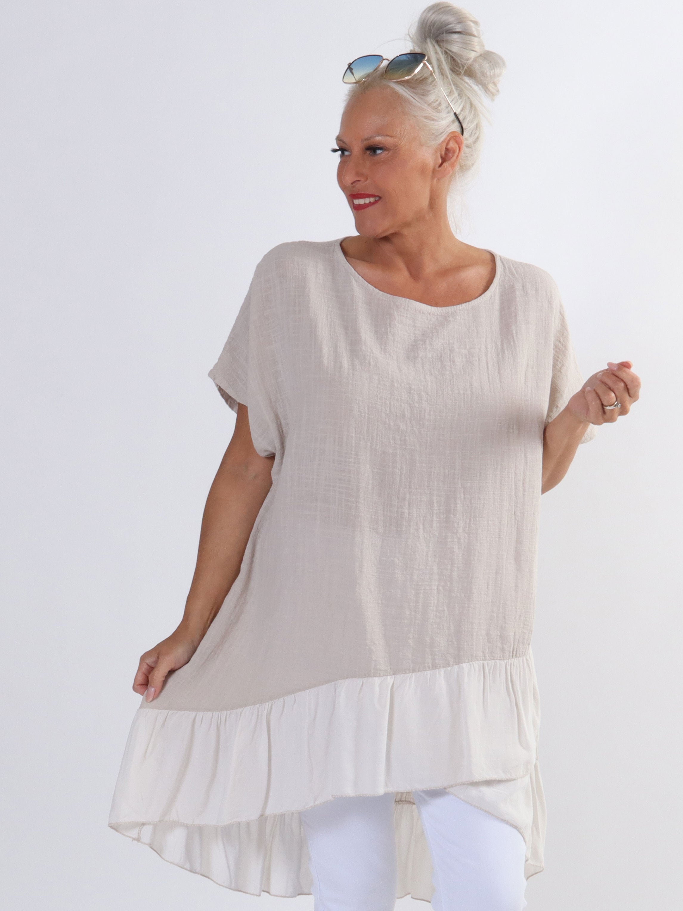 Elba - Tunika med förskjuten längd och volanger i plusstorlek - Green