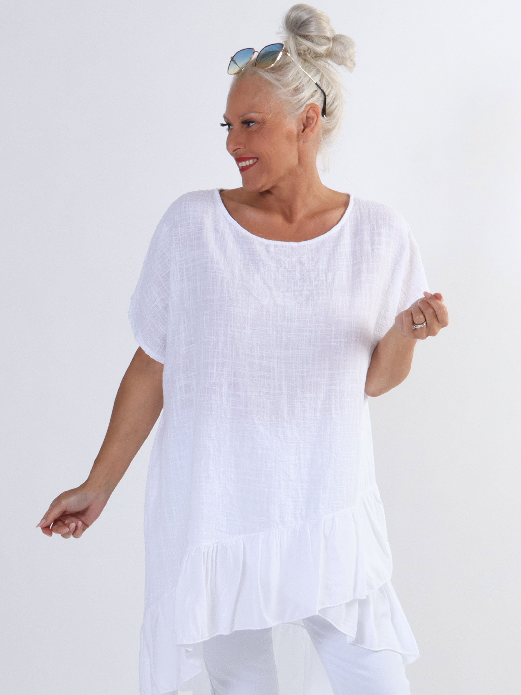 Elba - Tunika med förskjuten längd och volanger i plusstorlek