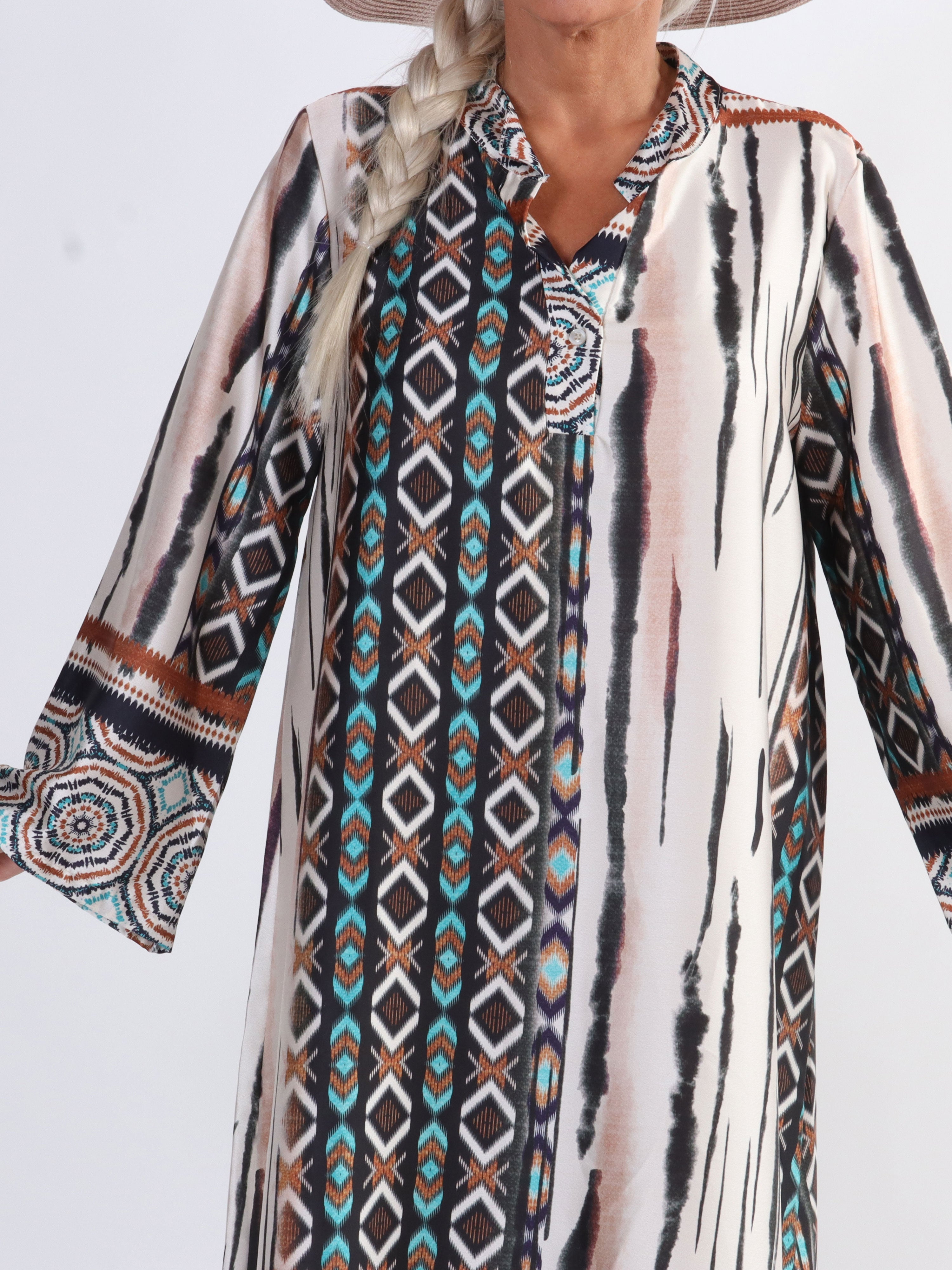 Hyben - Långärmad klänning i sidenlook