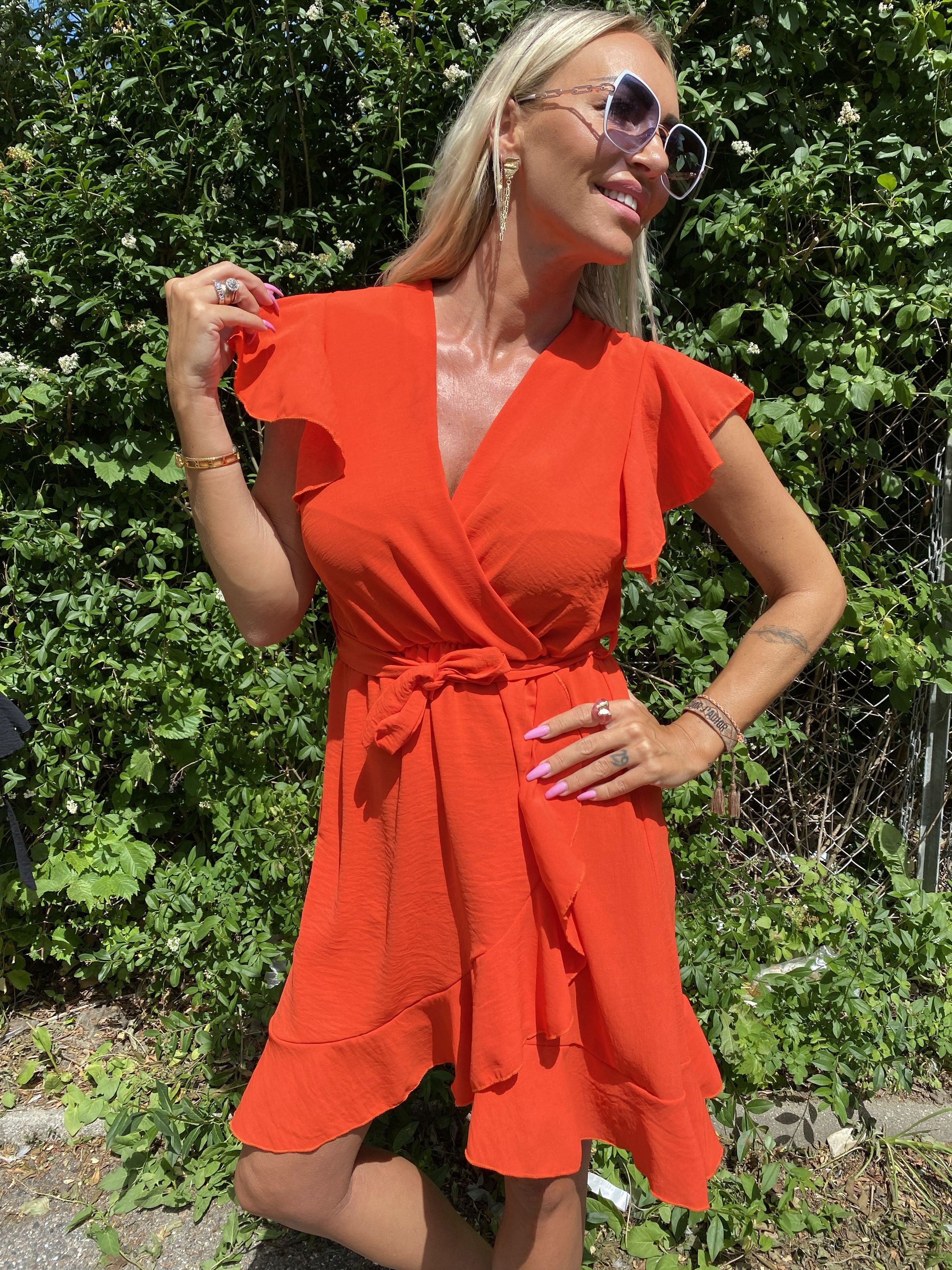 Josefine - Klänning med söta banddetaljer och knytband