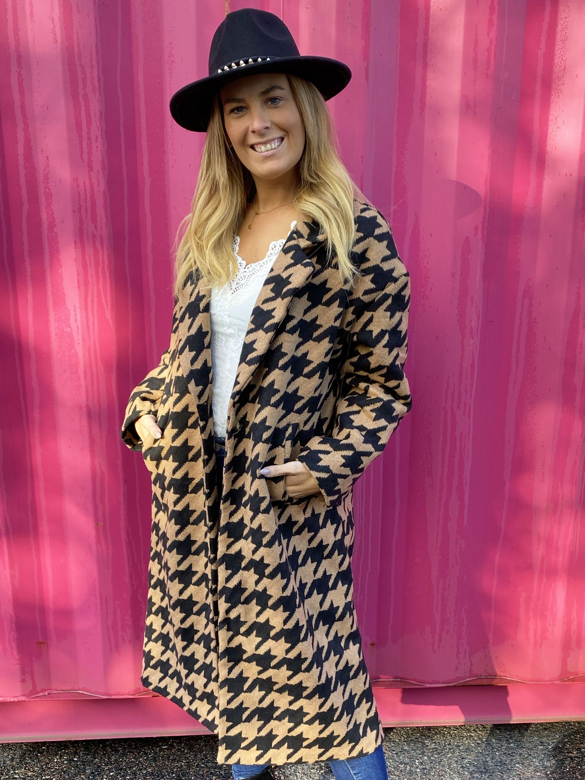 Kerry - Kamelfärgad jacka i huntandsmönster