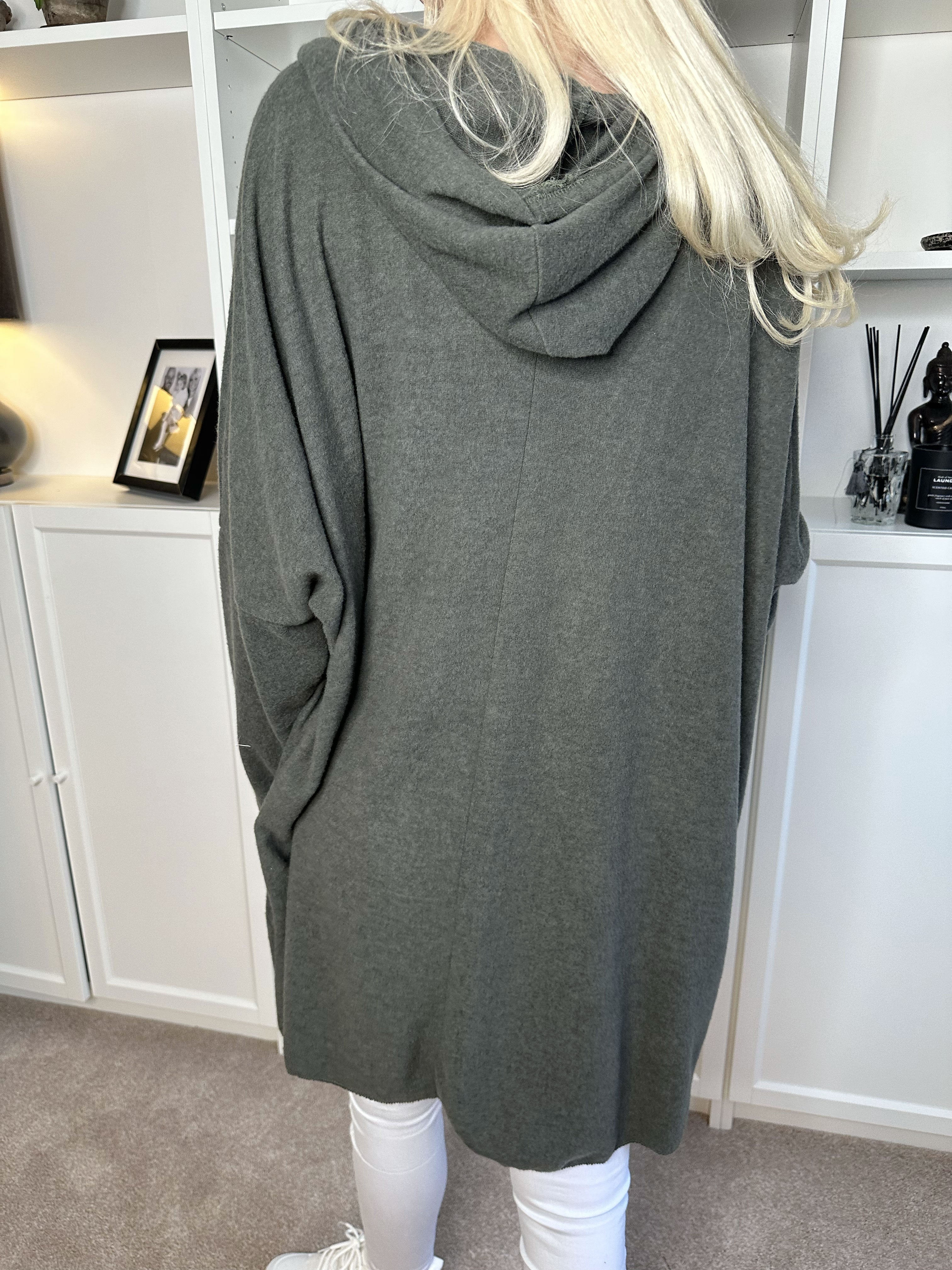 Lilje - Mycket mjuk viskosblus med huva - Red