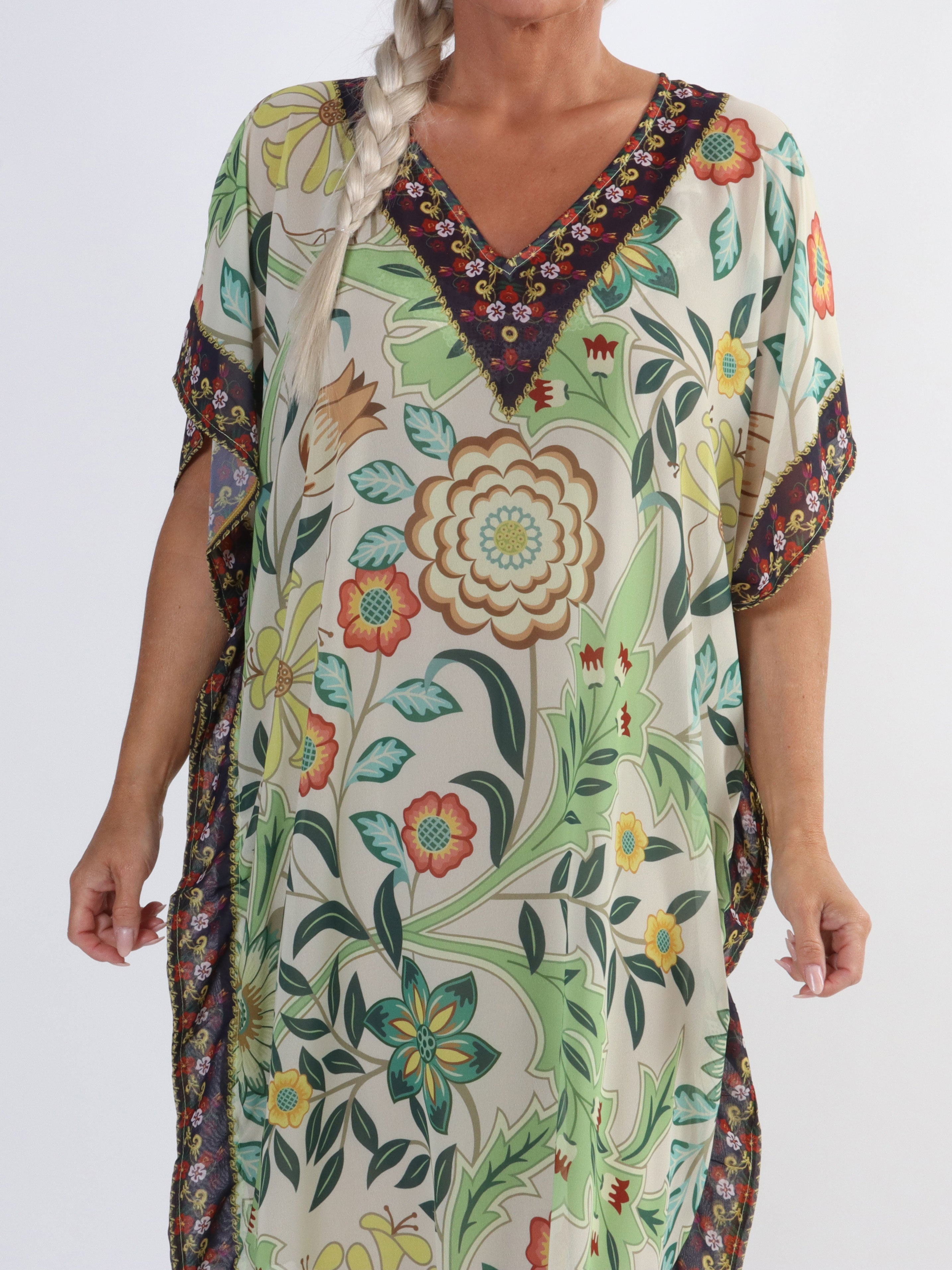 Marta - Lång plus size-tunika med mönster - Pink