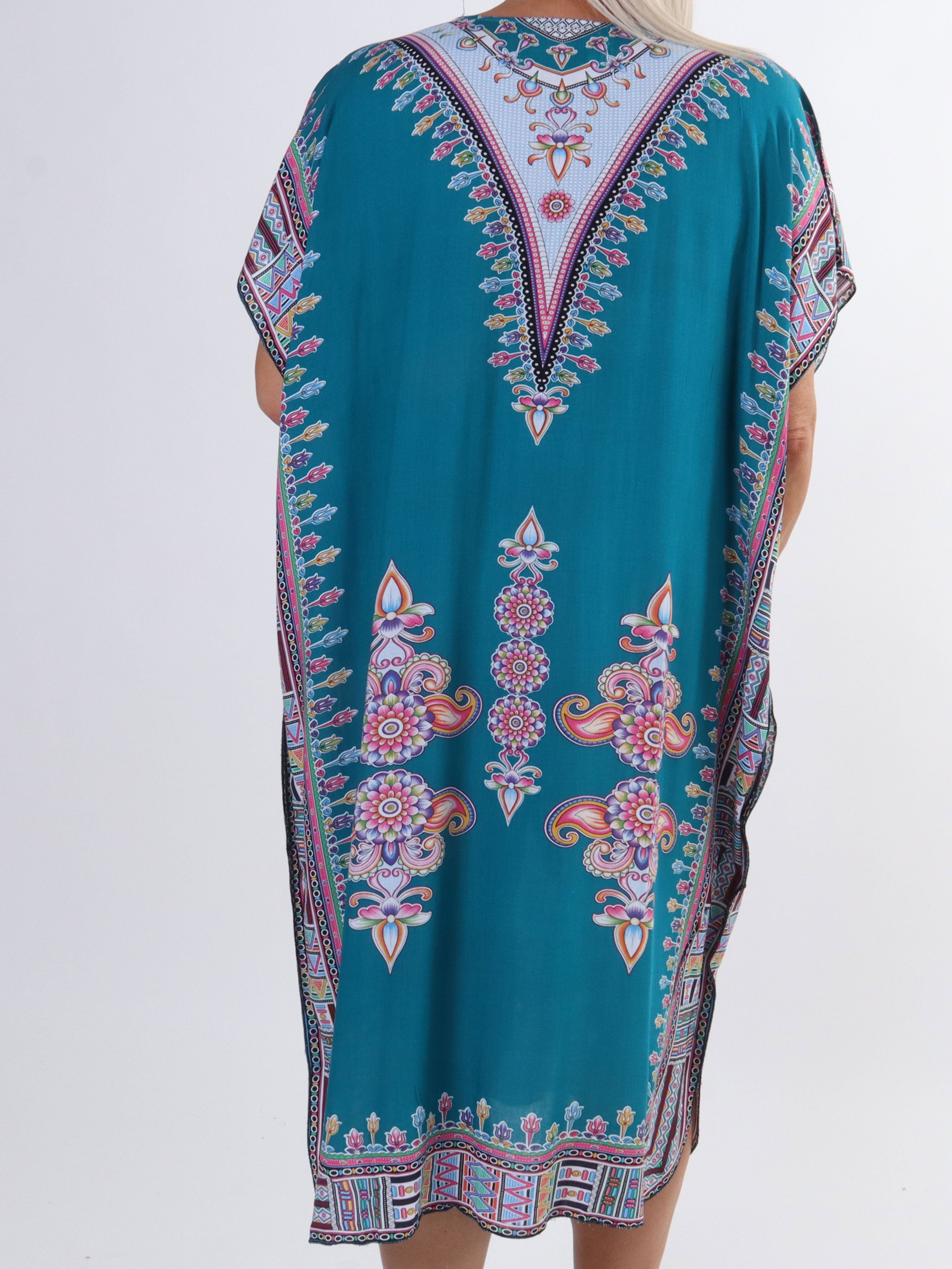 Mille - Lätt och luftig plus size-tunika i färgat mönster - Pink