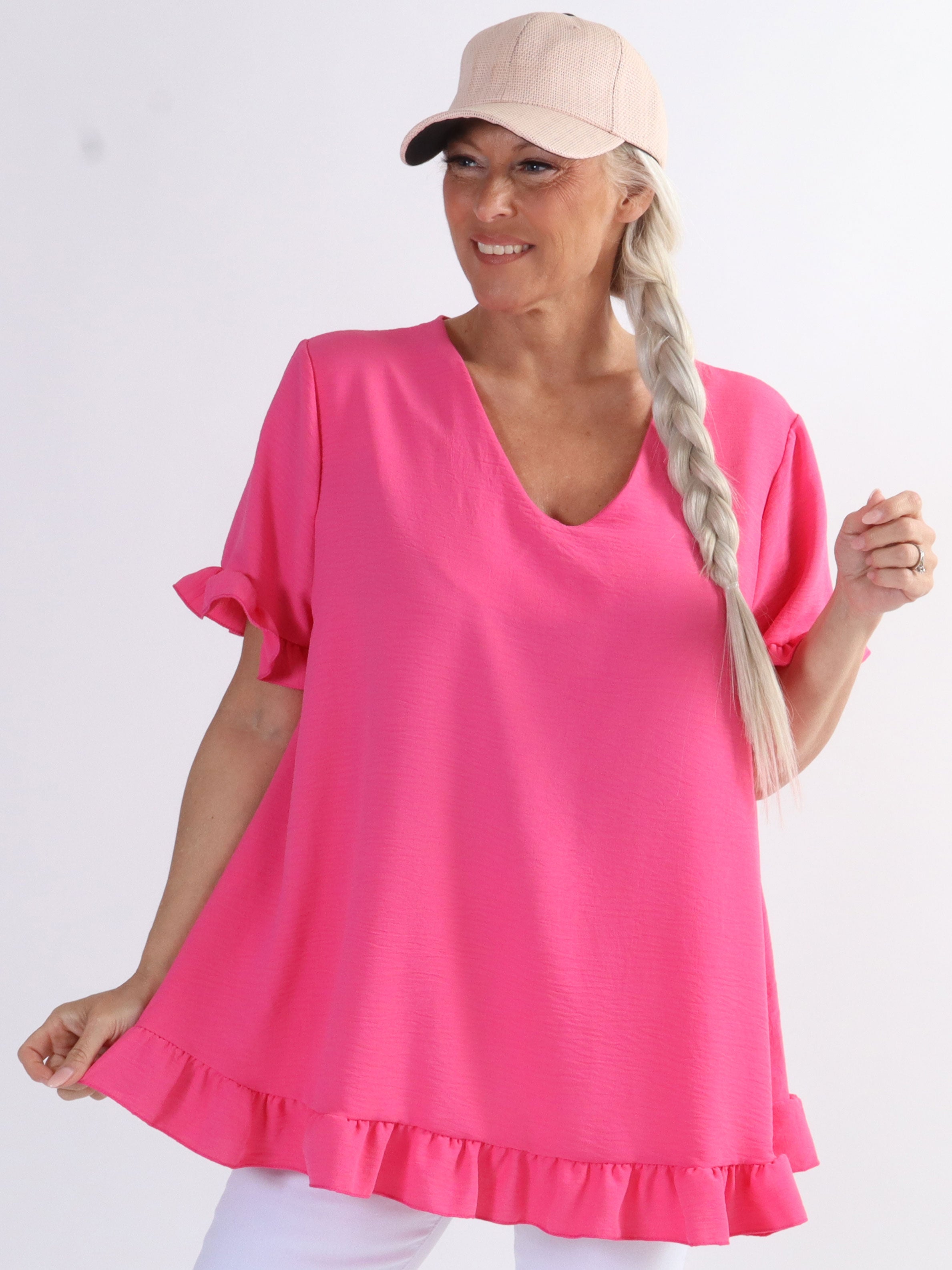 Mio - Söt tunika i stora storlekar med volangkanter