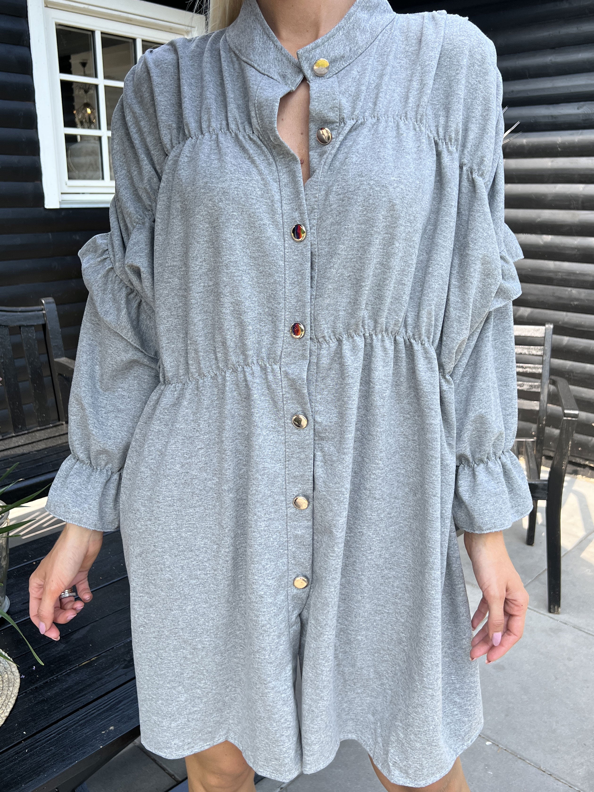 Monica Jersey - Söt joggingklänning med volanger - Green