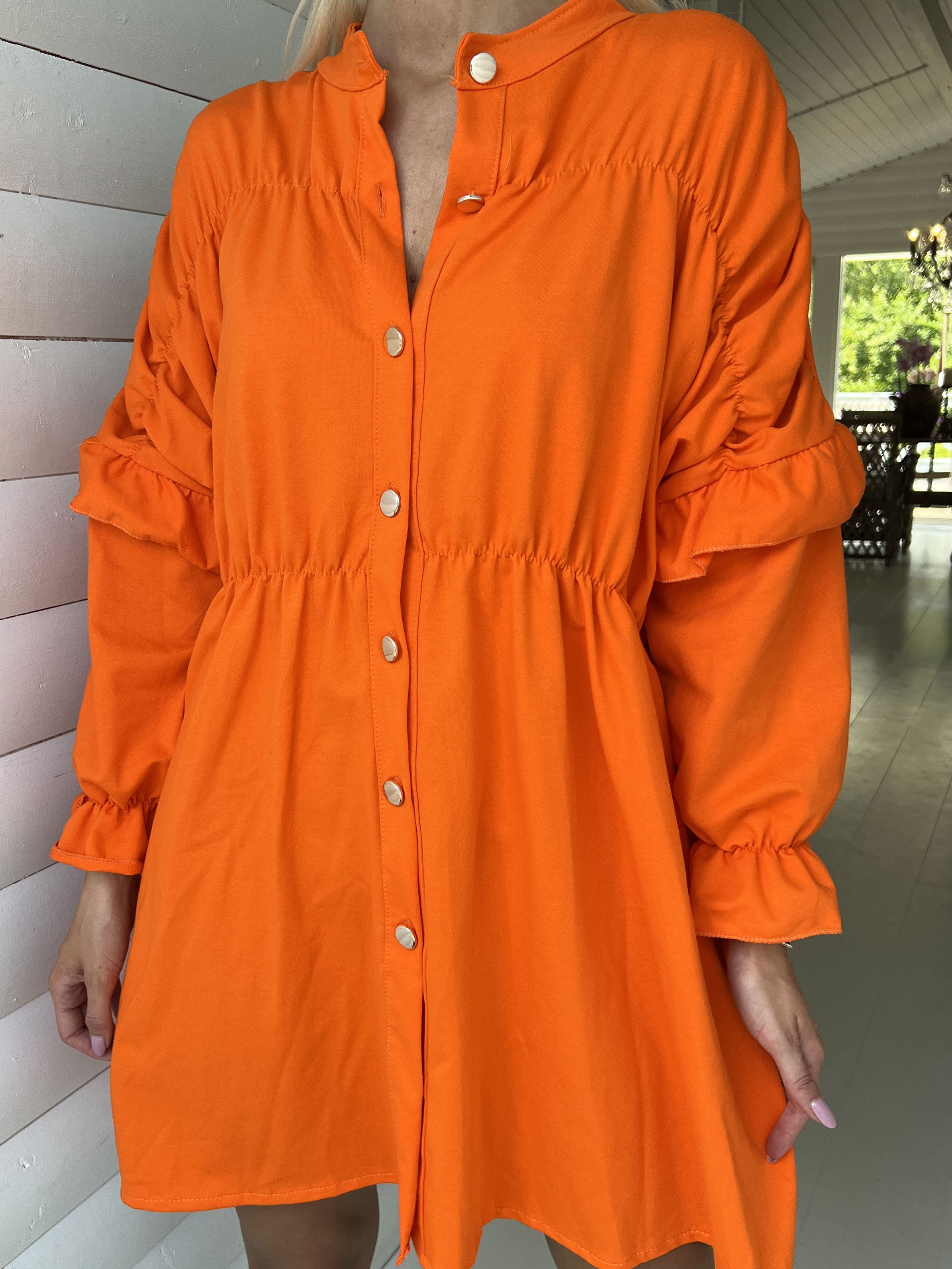 Monica Jersey - Söt joggingklänning med volanger