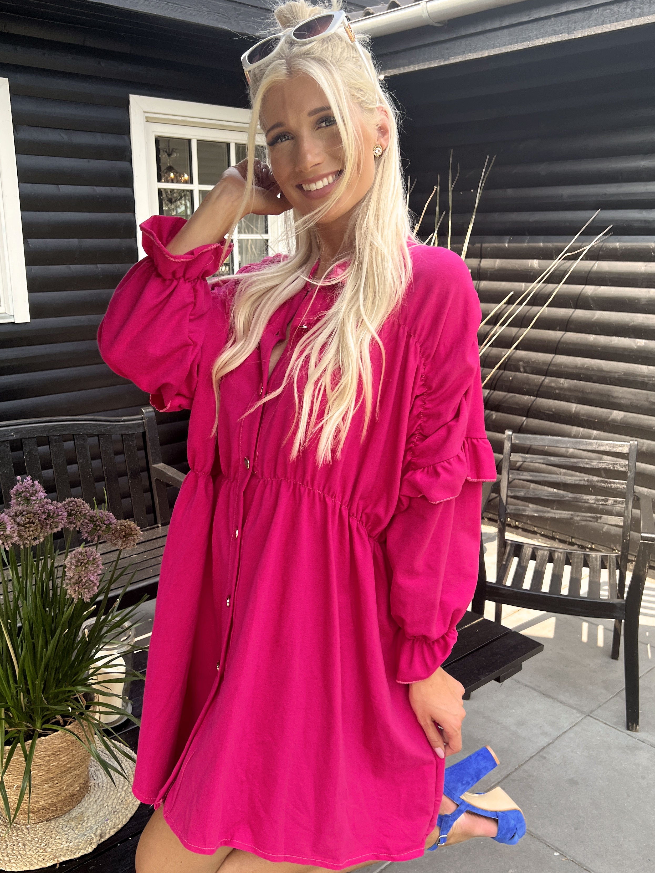 Monica Jersey - Söt joggingklänning med volanger